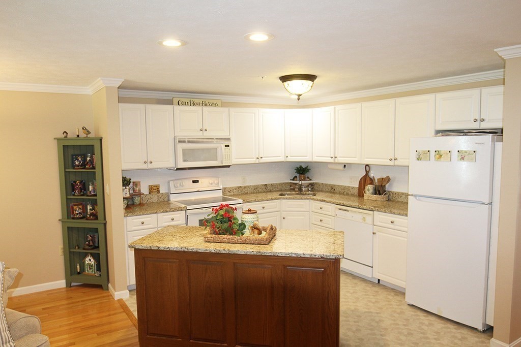 73 Bridle Cross Road # 73 Property Photo 6