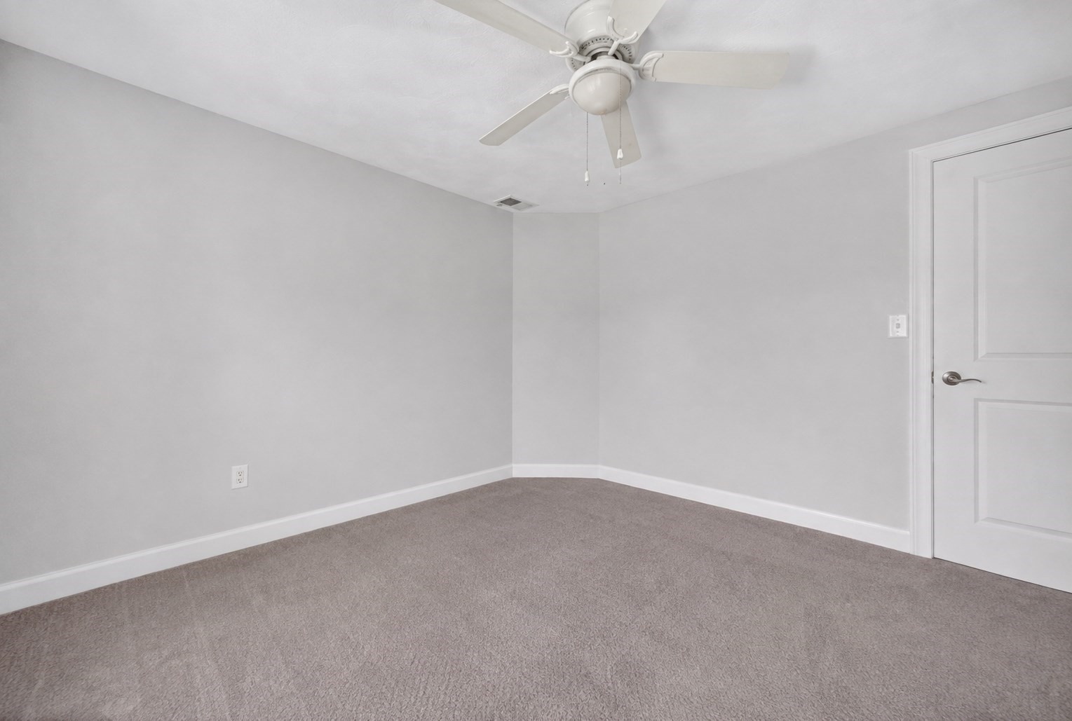 40 Delta Terrace # 40 Property Photo 12