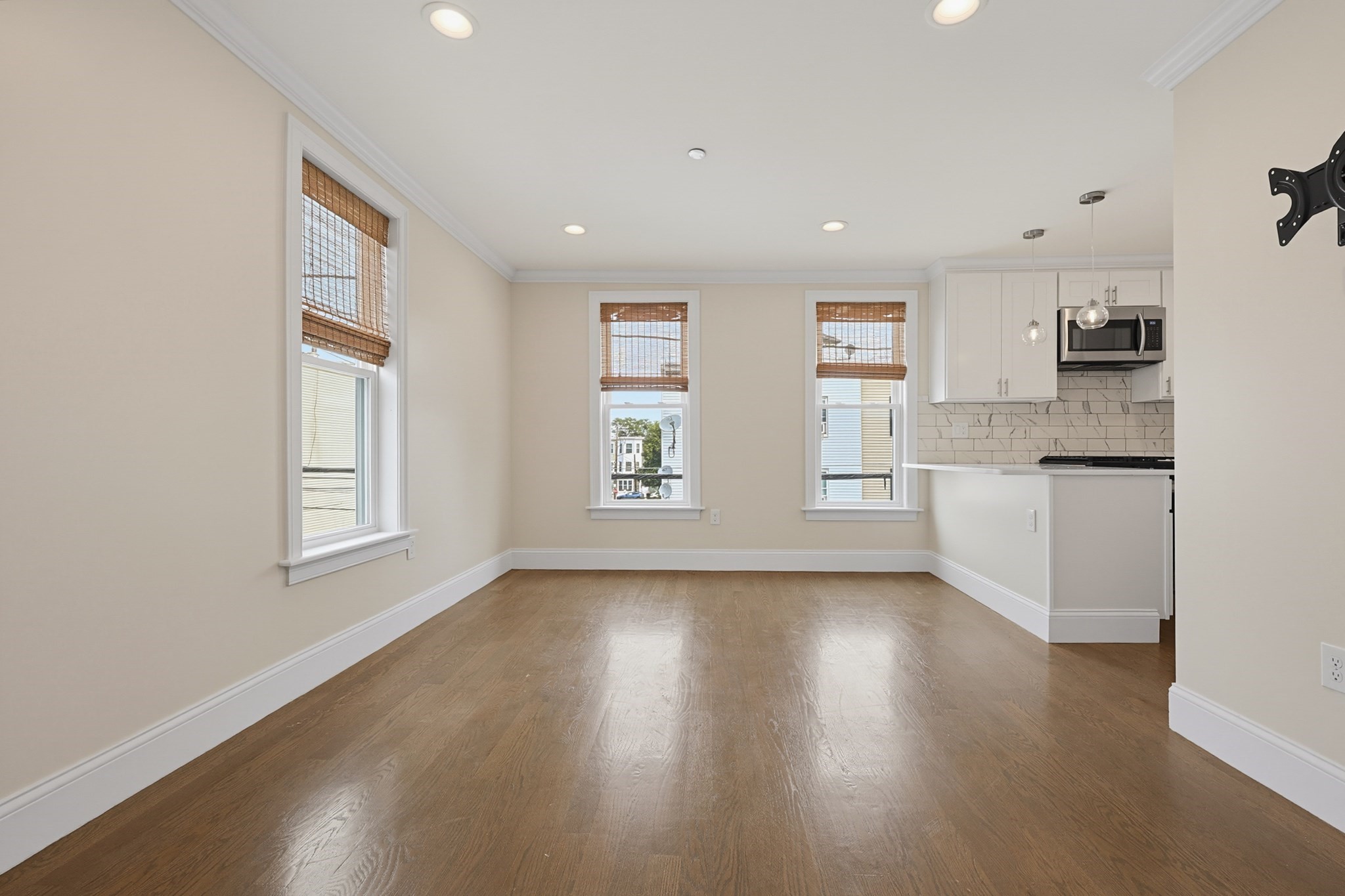 153 Everett Street # 2 Property Photo 16