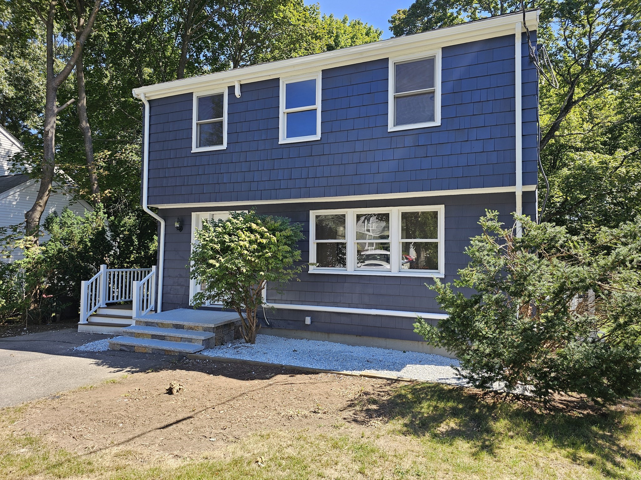 165 Newbury St Property Photo 1