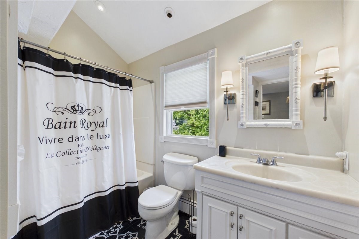 74 Park Ave # 74 Property Photo 15