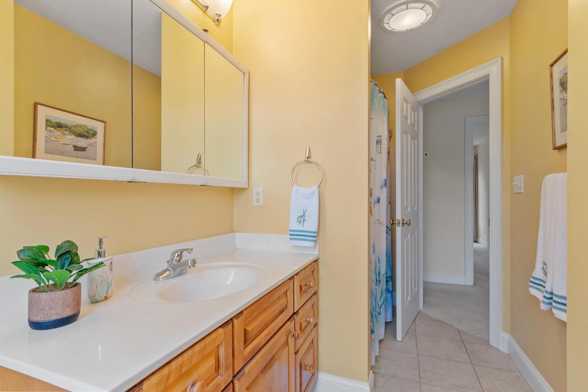 71 Nicolle Ter Property Photo 27