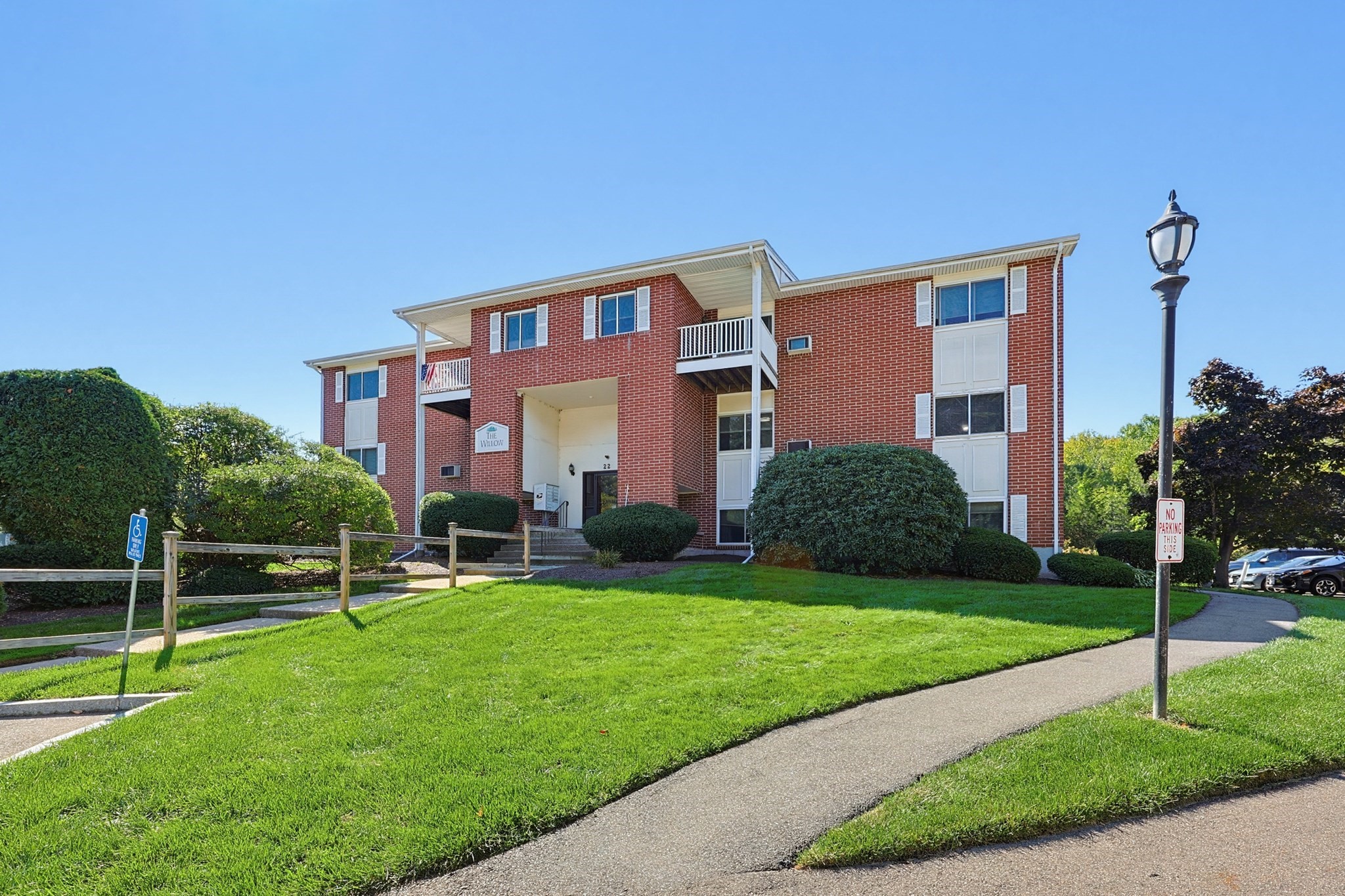 22 Dailey St # F Property Photo 1