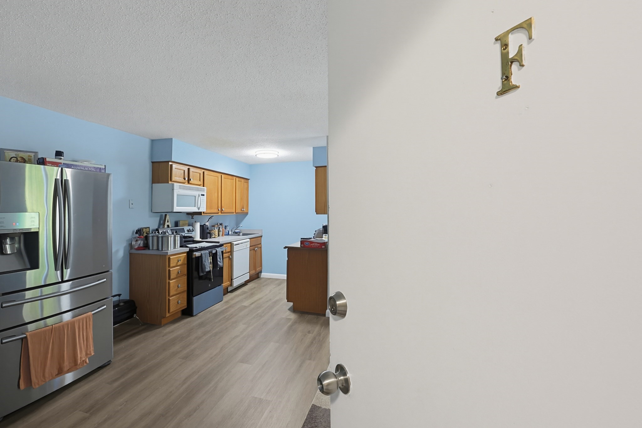 22 Dailey St # F Property Photo 6