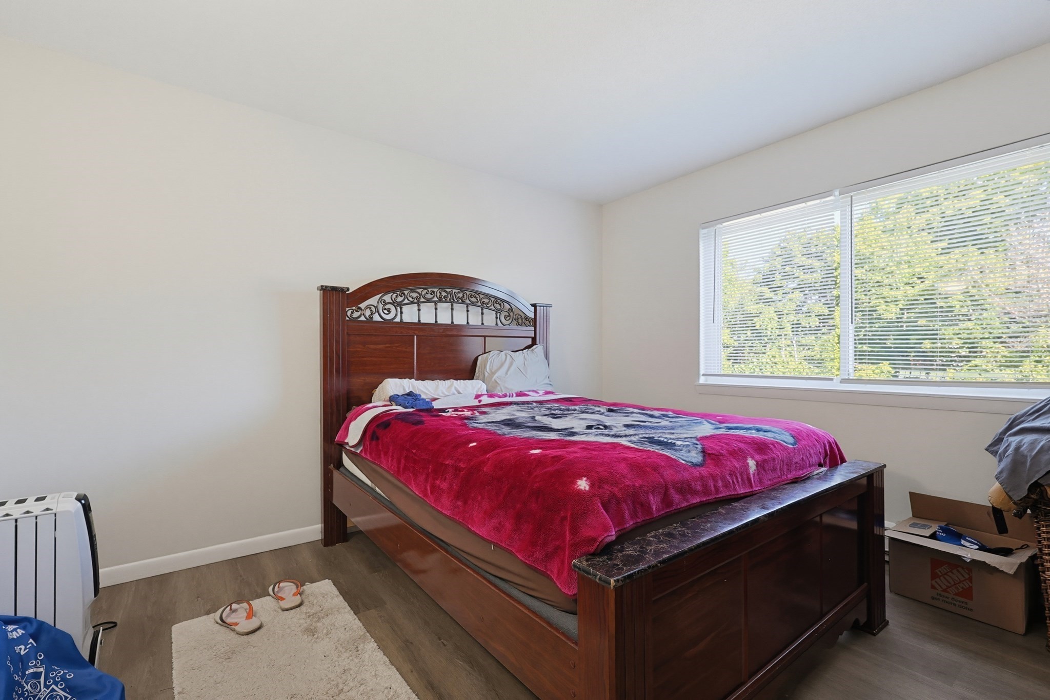 22 Dailey St # F Property Photo 20