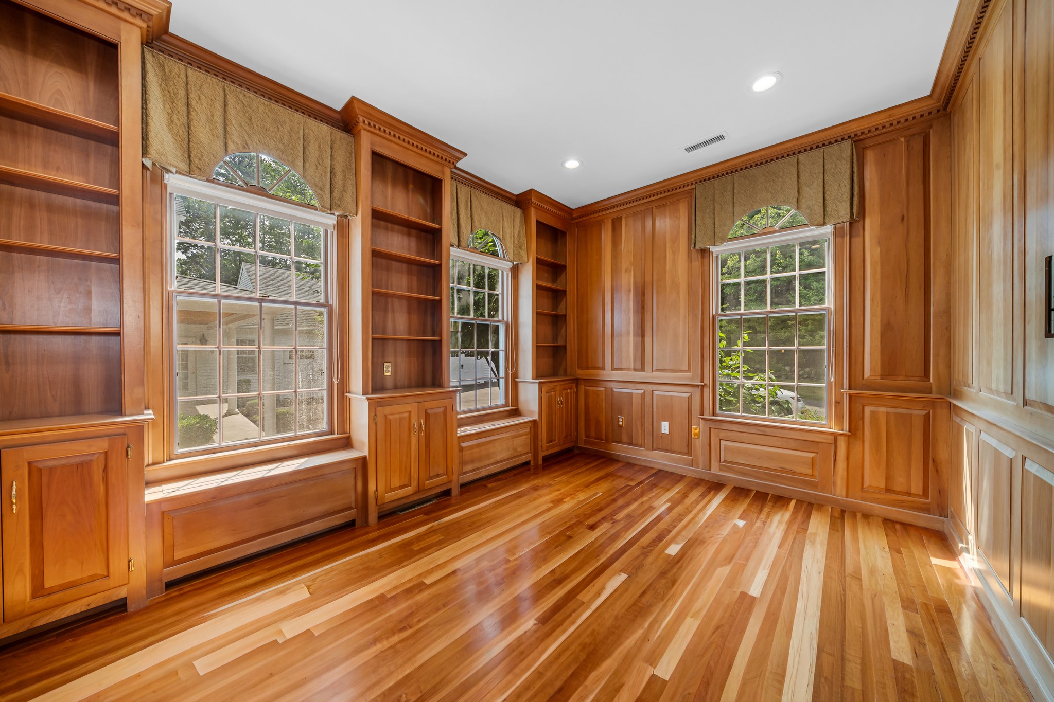 40 Grandview Rd Property Photo 3