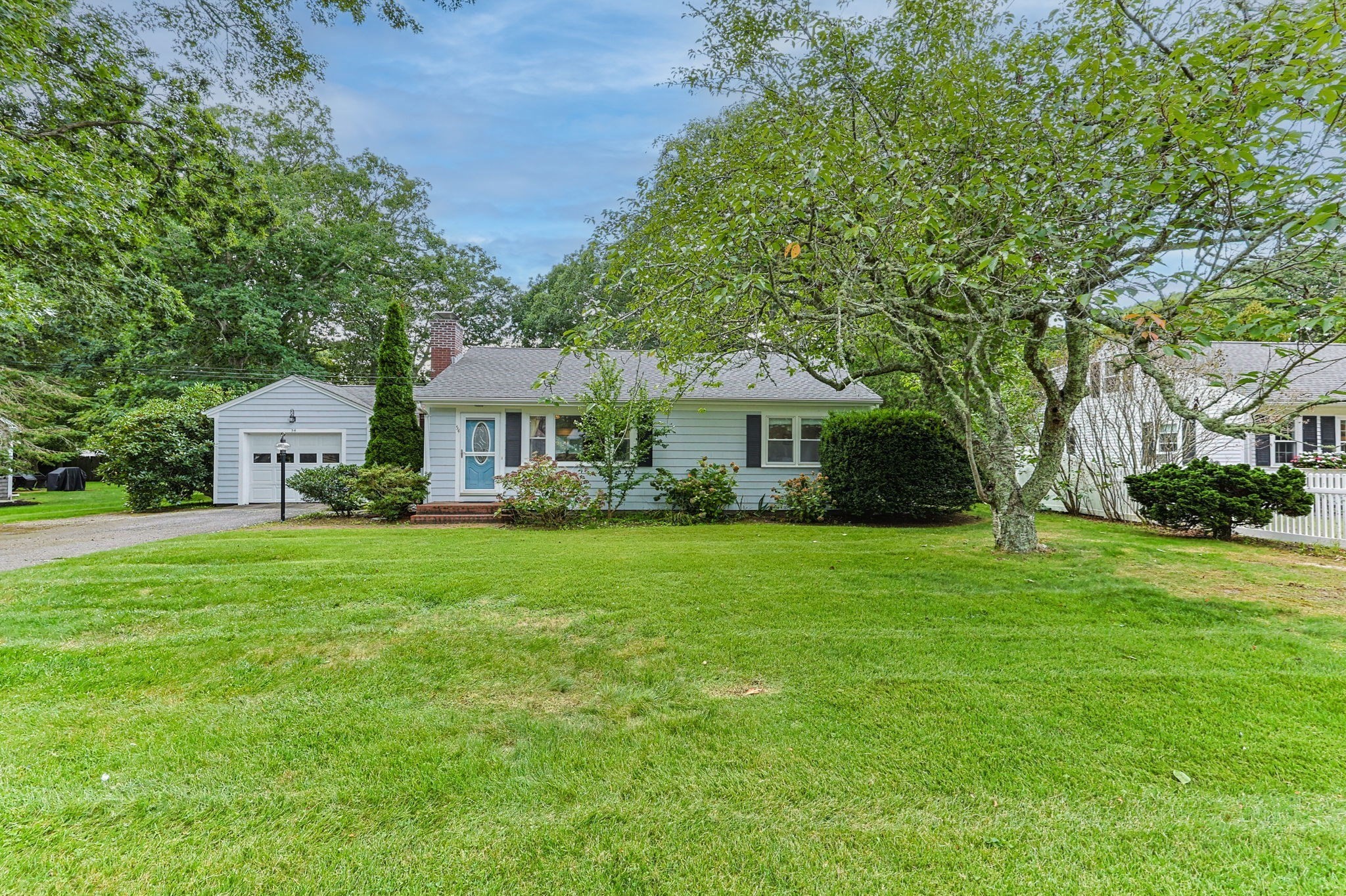 54 Lucerne Ave Property Photo 1