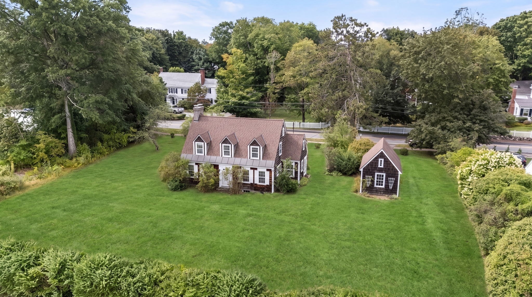 60 Wellesley Street Property Photo 3