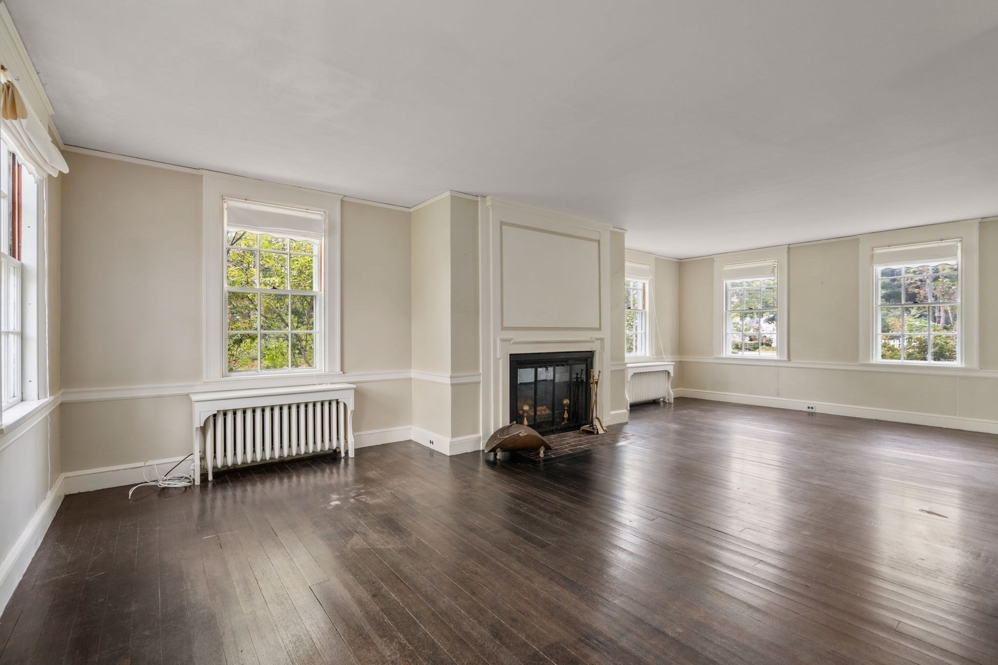 60 Wellesley Street Property Photo 6