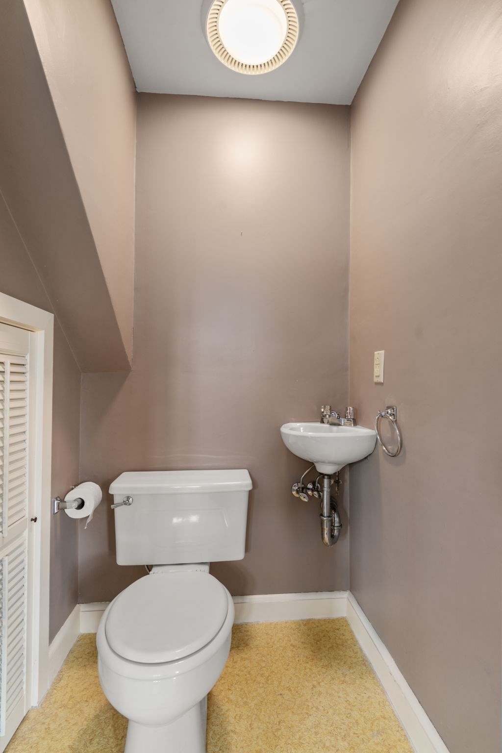 60 Wellesley Street Property Photo 23