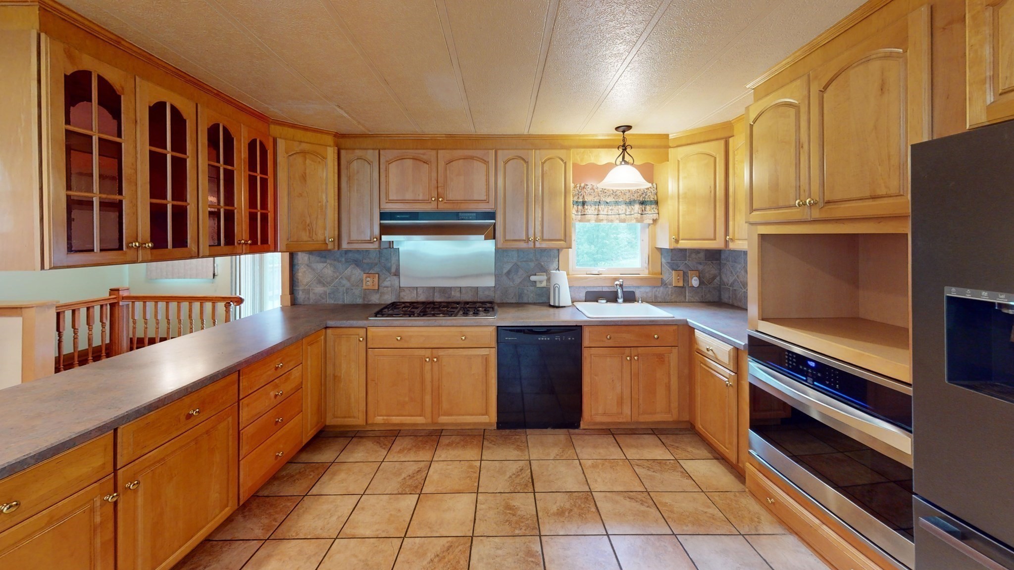 36 Vaillancourt Dr Property Photo 11