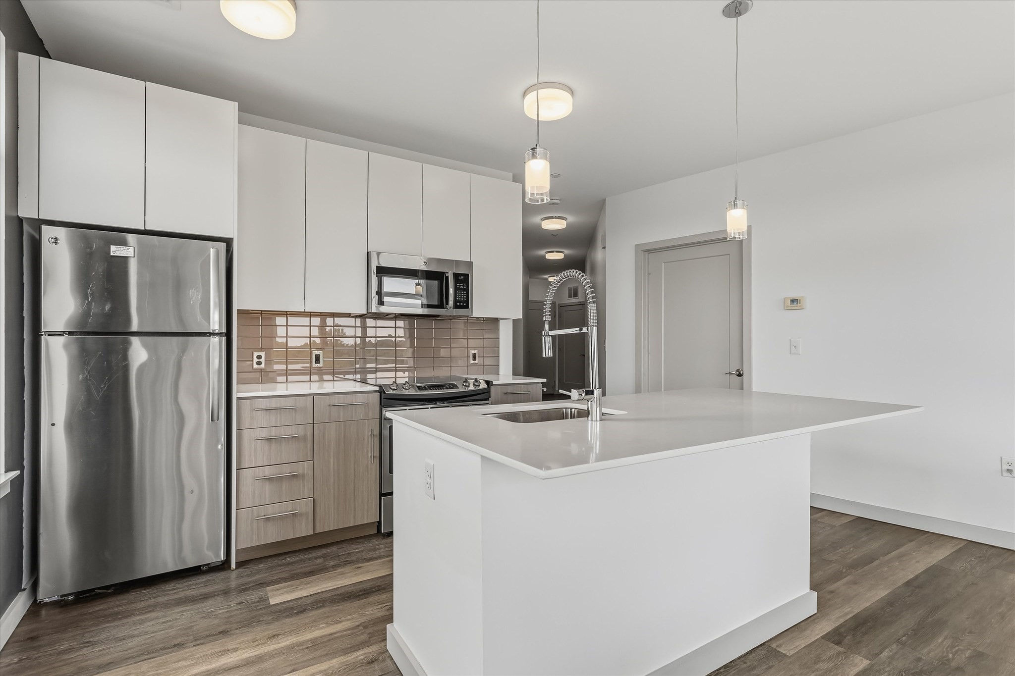 180 Telford Street # 611 Property Photo 6