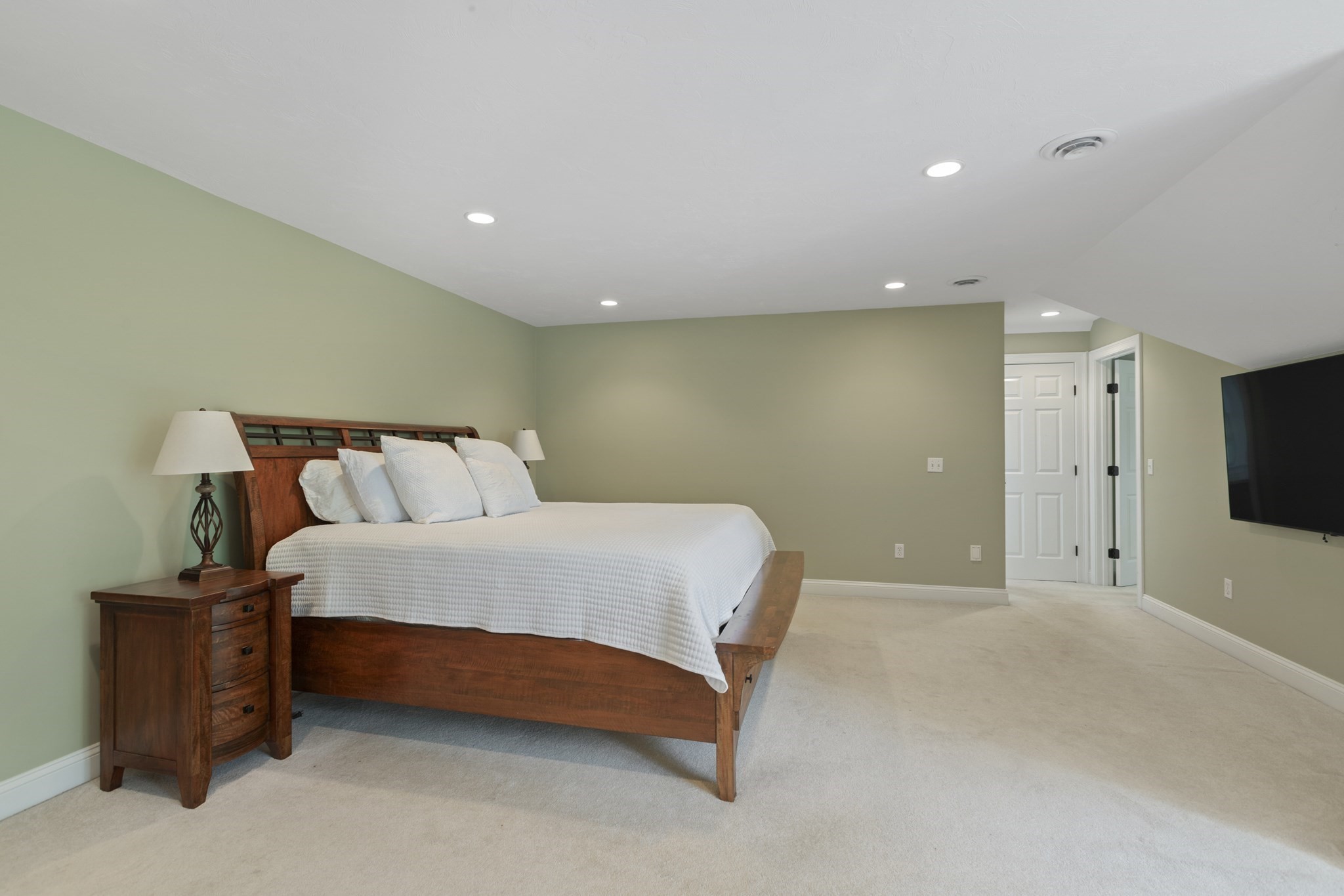 8 Wildewood Drive Property Photo 24