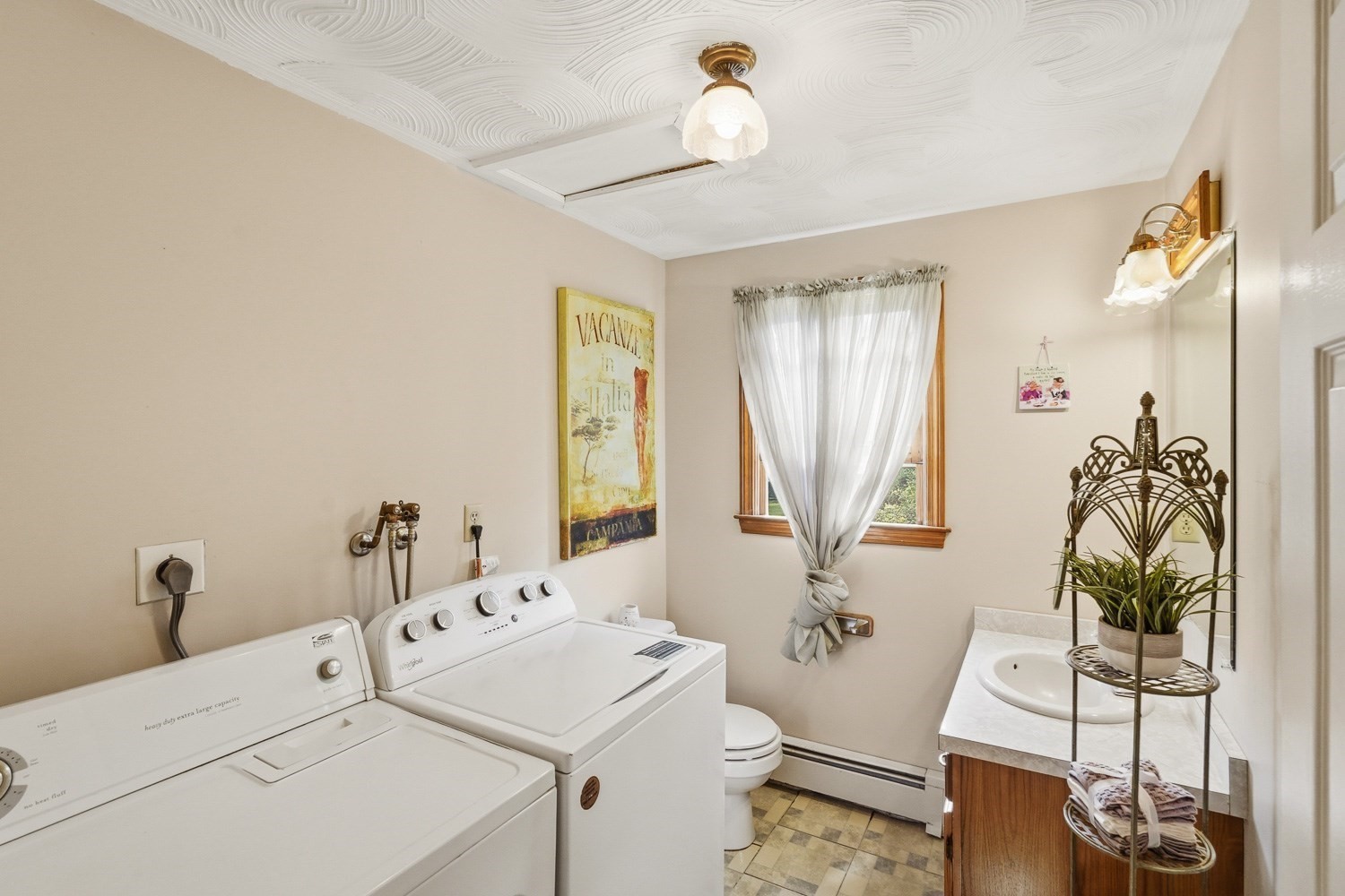 4 Henry Marsh Rd # B Property Photo 19