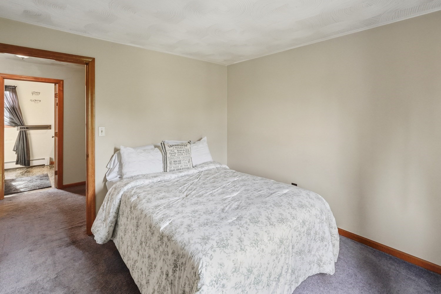 4 Henry Marsh Rd # B Property Photo 23