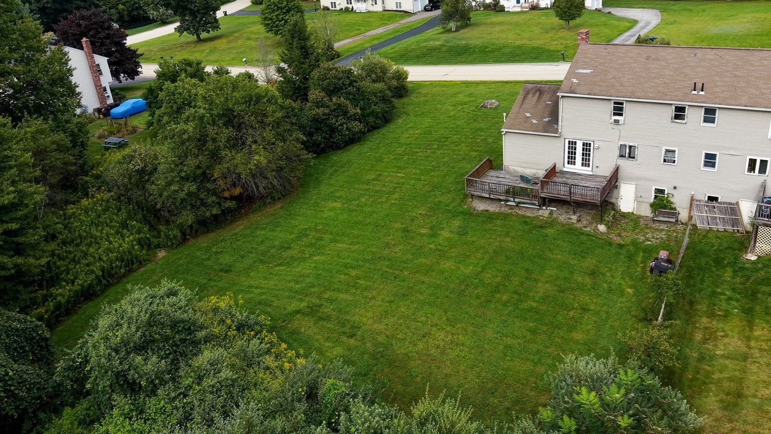 4 Henry Marsh Rd # B Property Photo 35