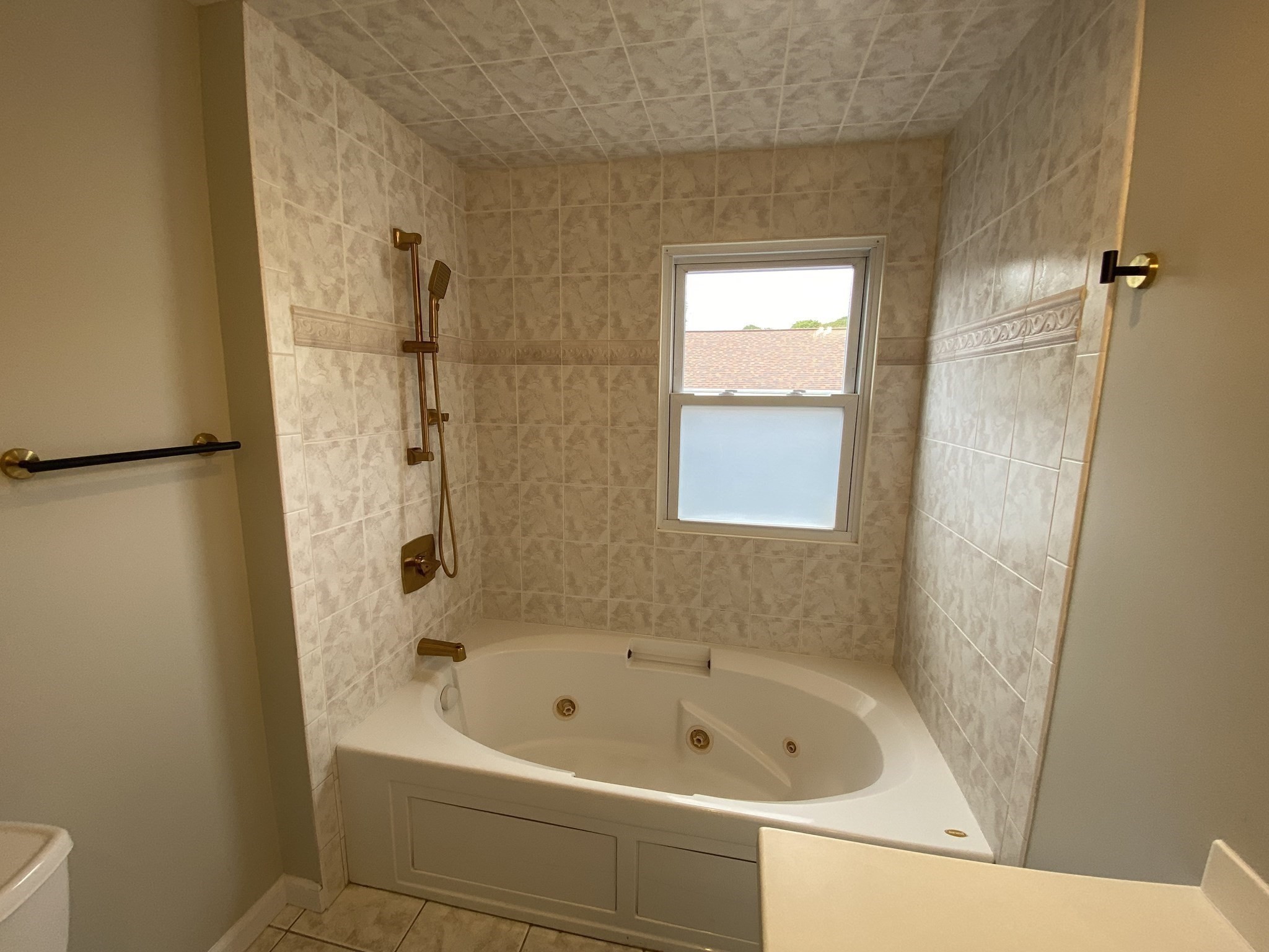 27 Fenwick Property Photo 26