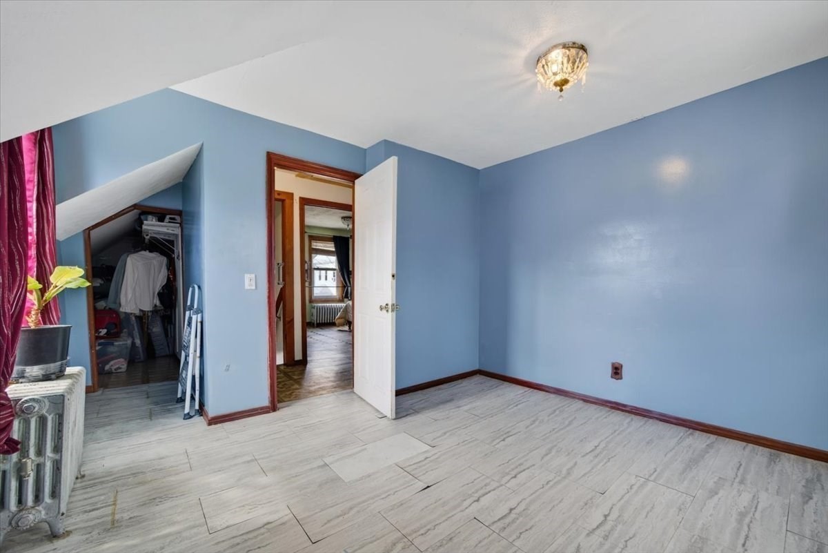 37 Taber Ave Property Photo 14