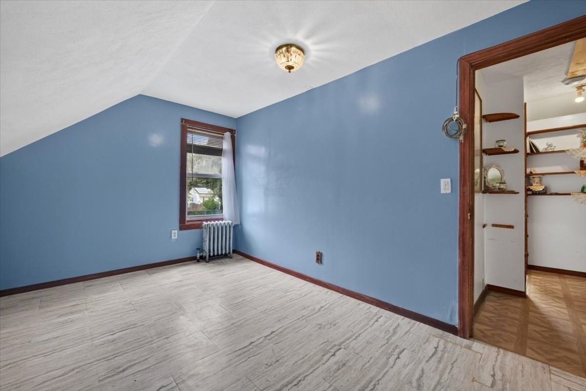 37 Taber Ave Property Photo 16