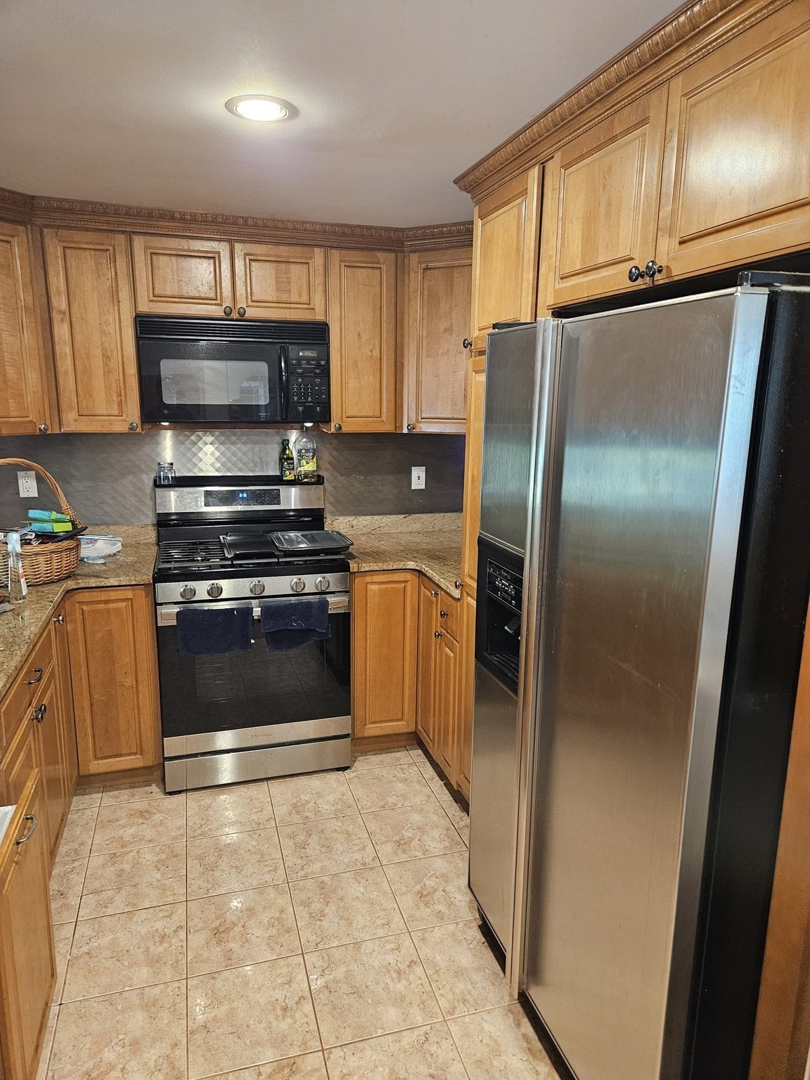 115 Acushnet Rd Property Photo 4