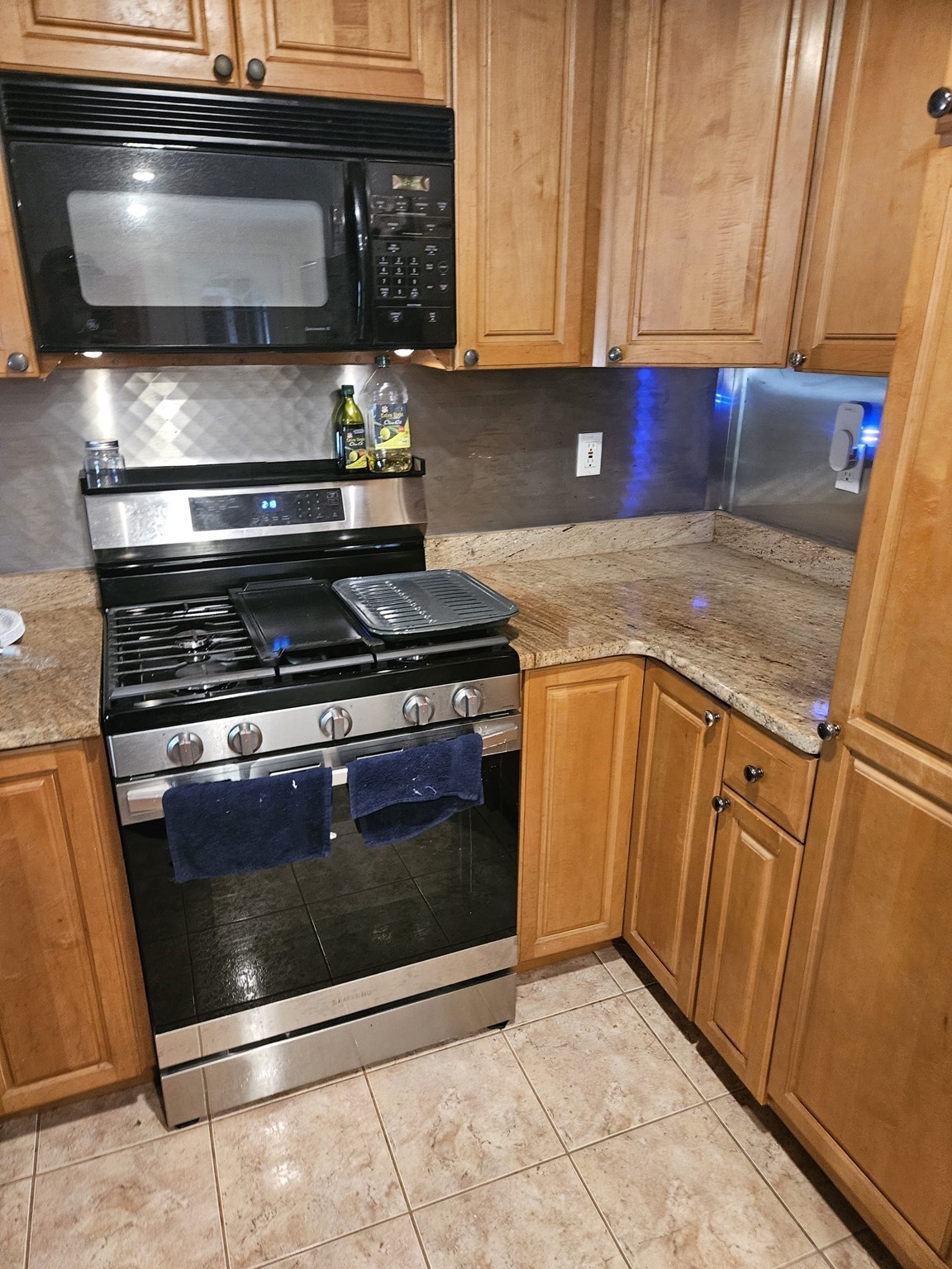 115 Acushnet Rd Property Photo 5