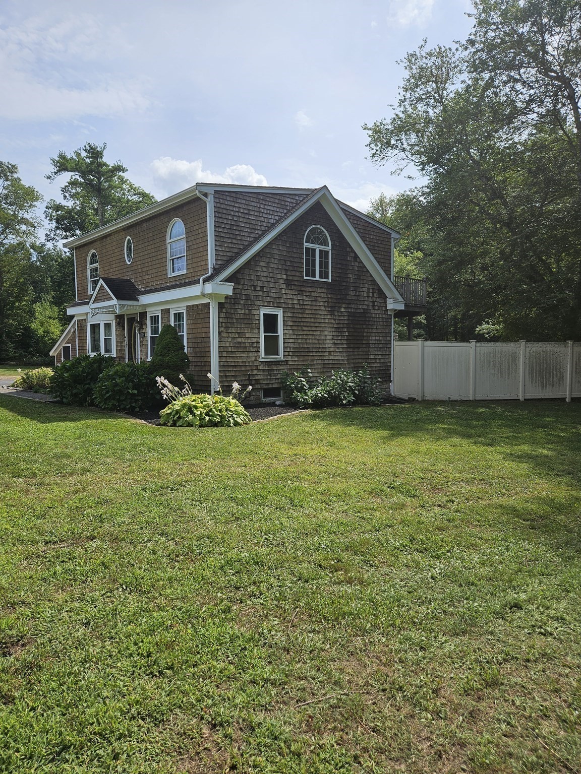 115 Acushnet Rd Property Photo 17