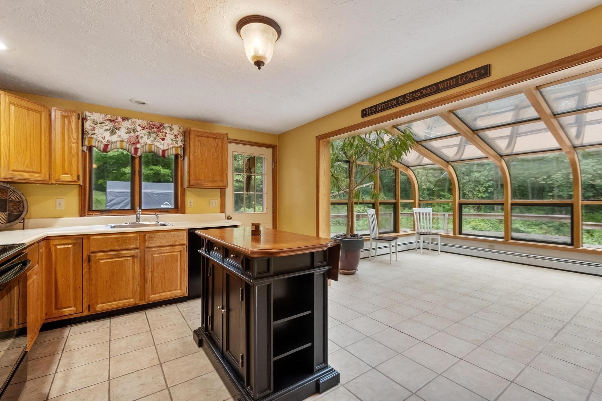 10 Hog Hill Rd Property Photo 9