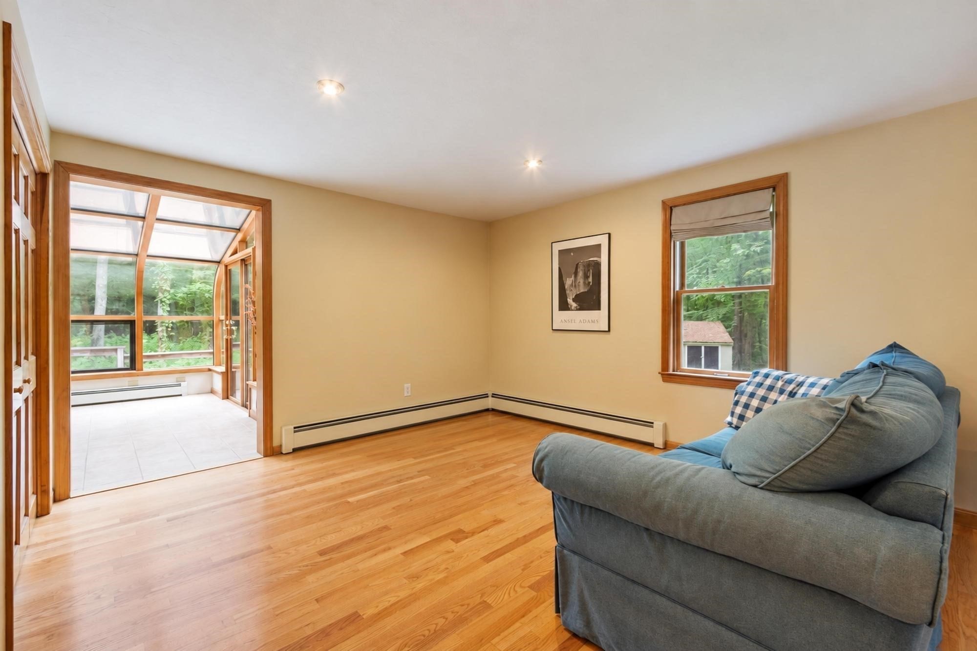 10 Hog Hill Rd Property Photo 23