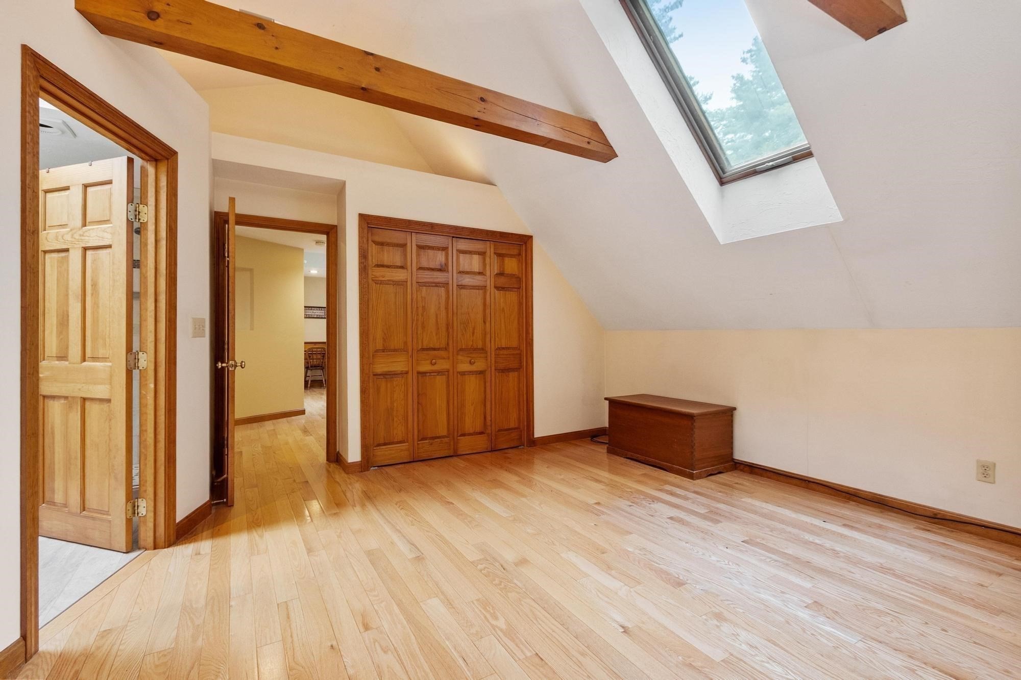 10 Hog Hill Rd Property Photo 28