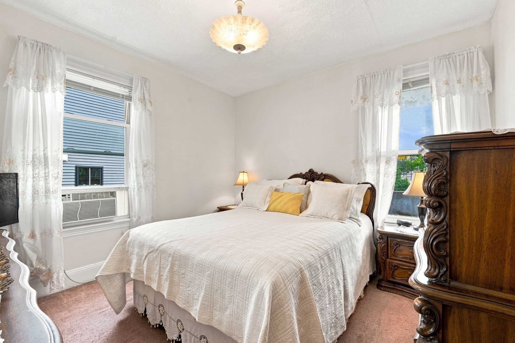 20 Hunting St Property Photo 15