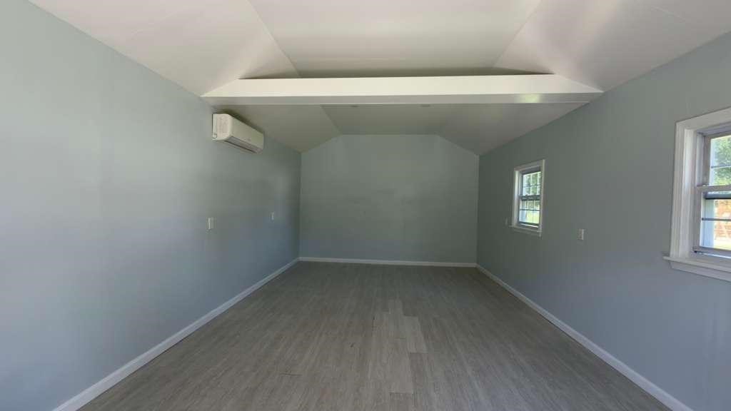 91 Pleasant St Property Photo 14