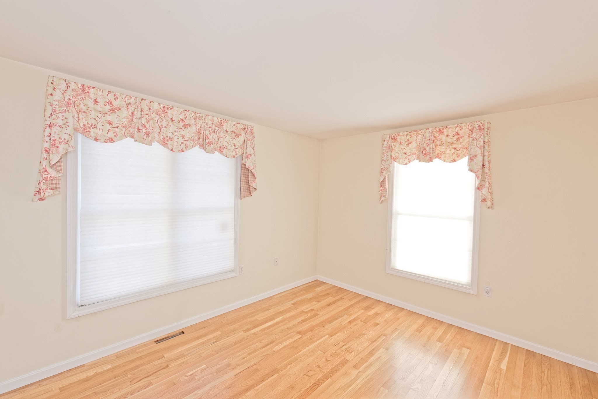 21 Surry Dr # 21 Property Photo 28