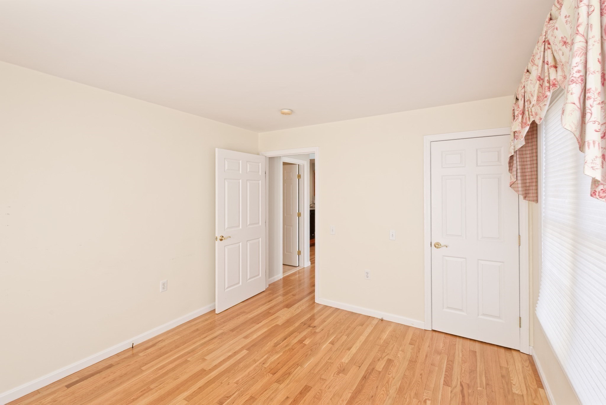 21 Surry Dr # 21 Property Photo 29