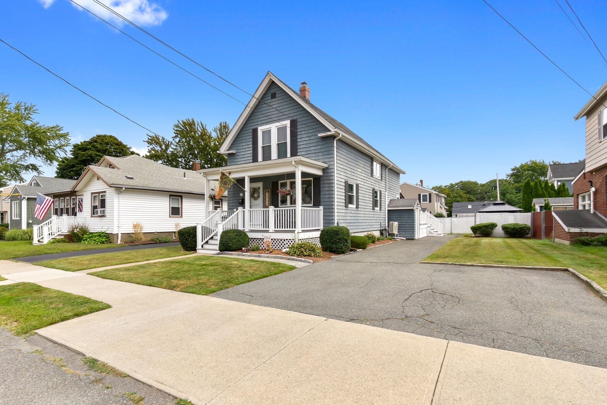 58 Glendale Ave Property Photo 2