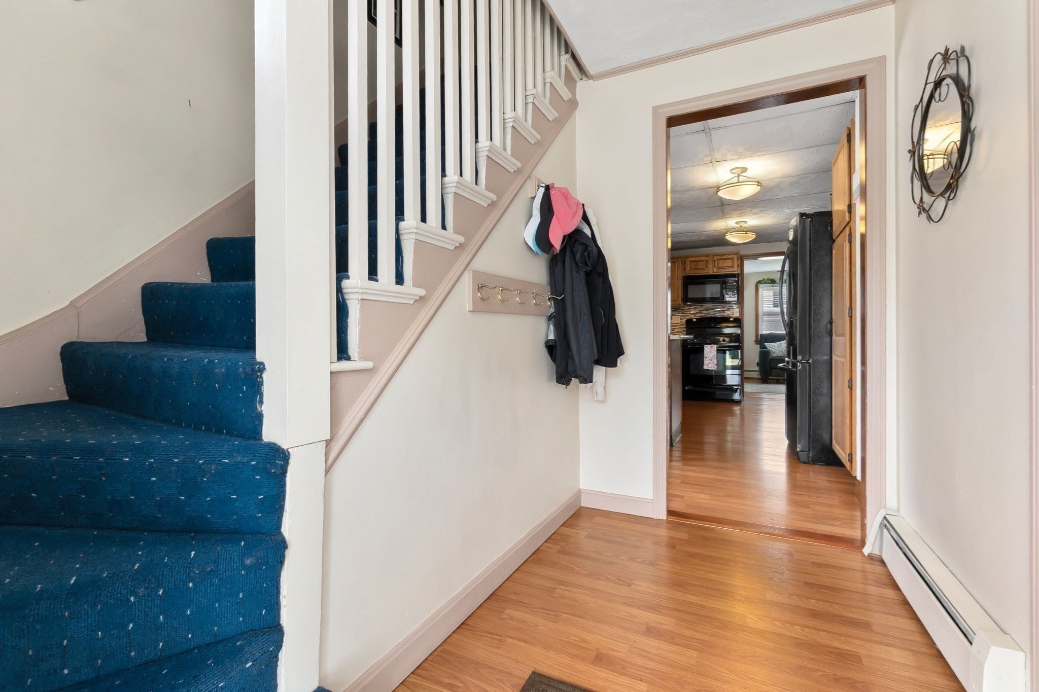 58 Glendale Ave Property Photo 4