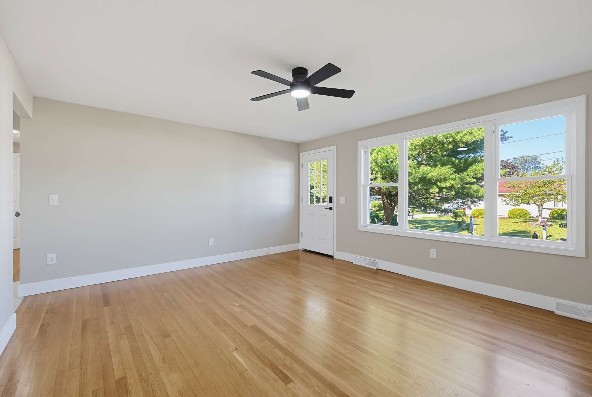 28 Deerfield Rd Property Photo 13