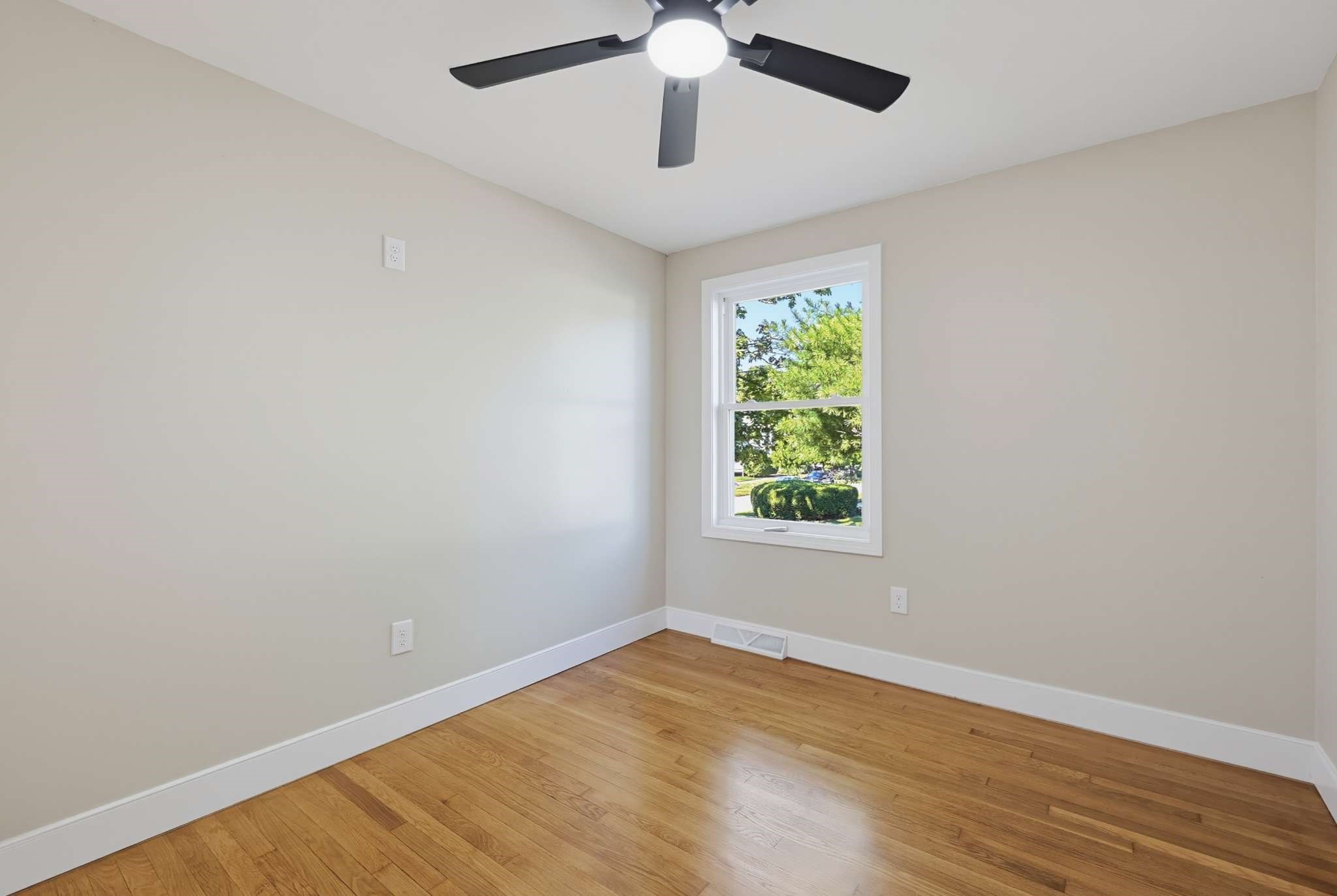 28 Deerfield Rd Property Photo 15