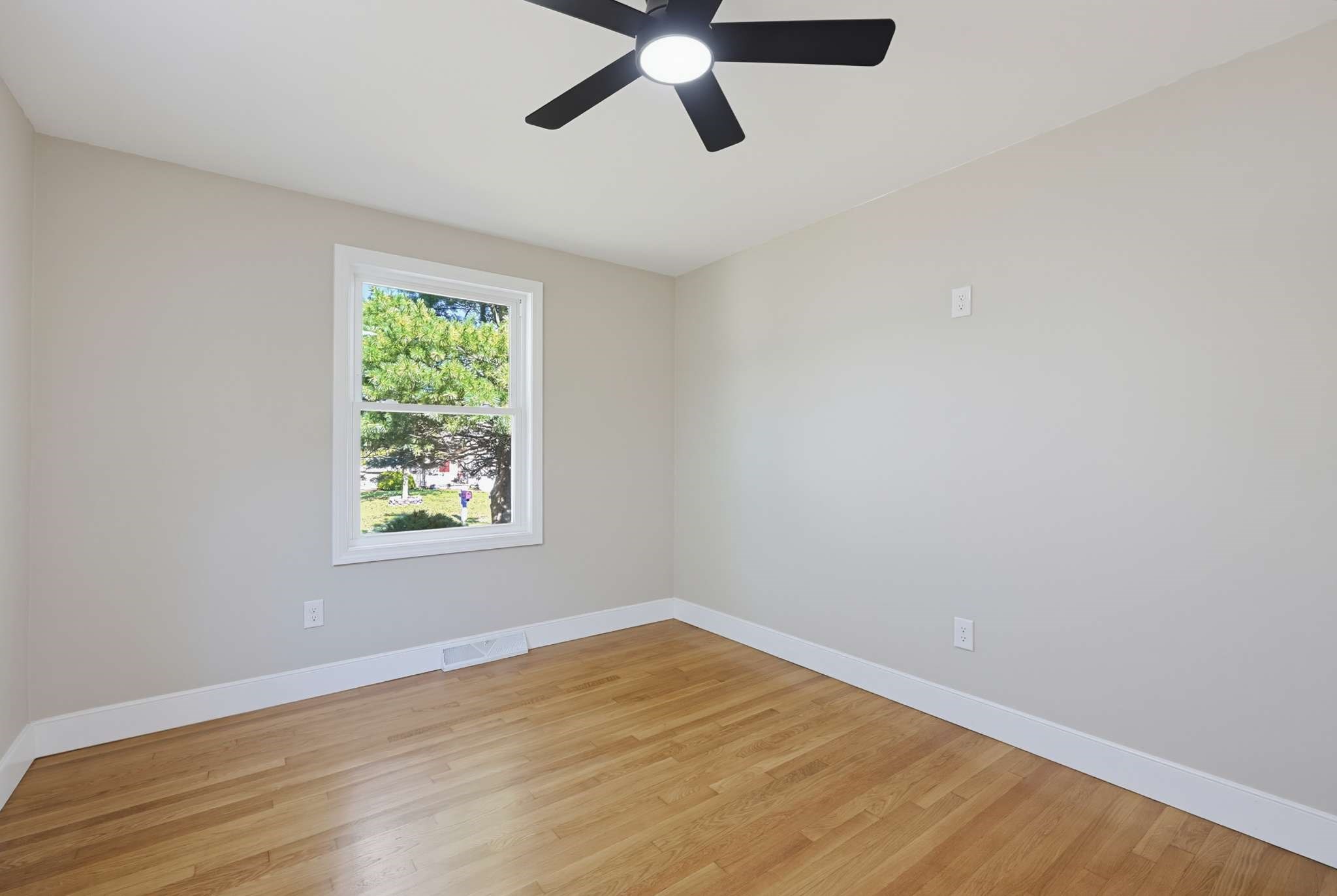28 Deerfield Rd Property Photo 22
