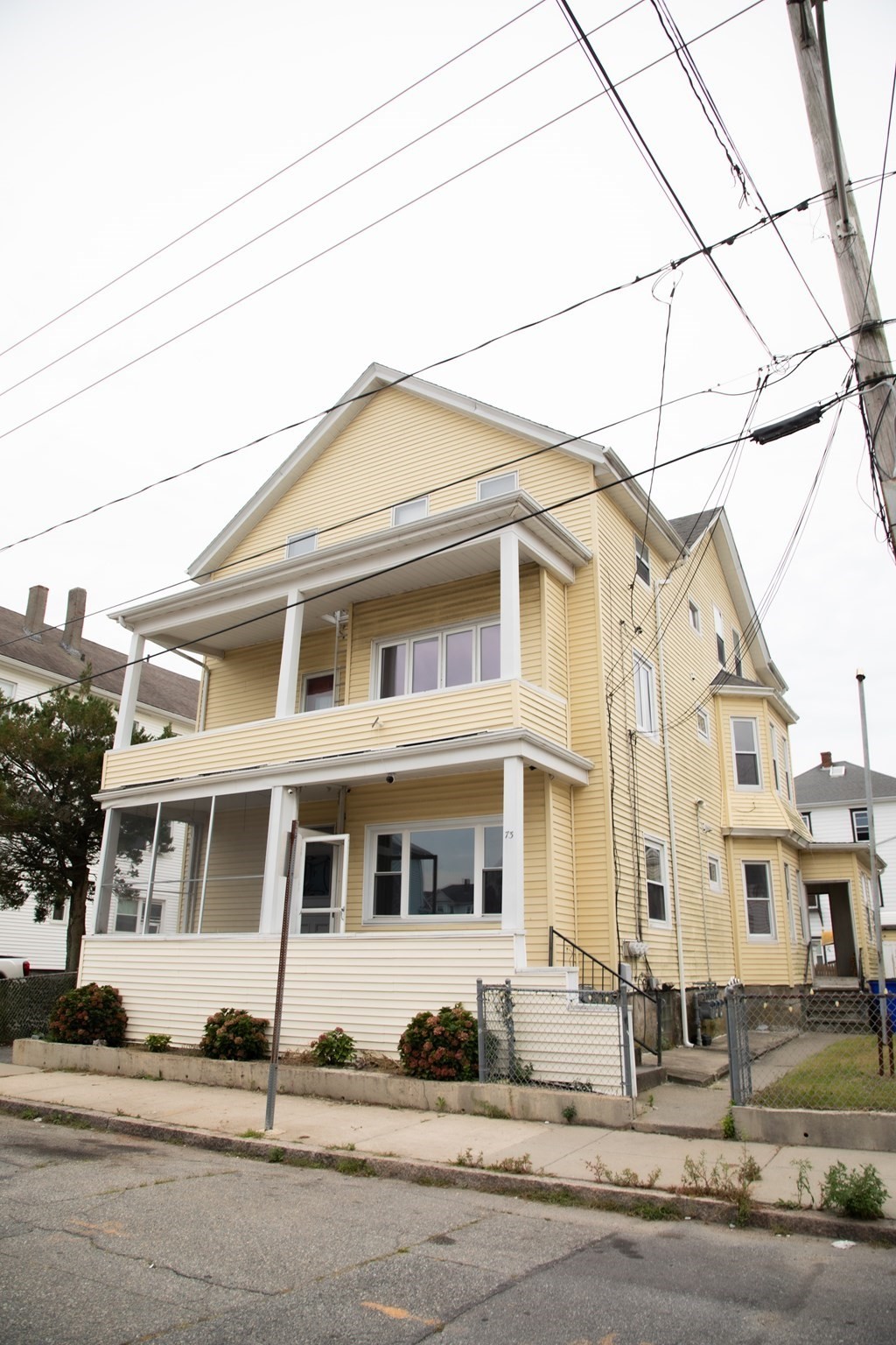 73 Wooley St Property Photo 1