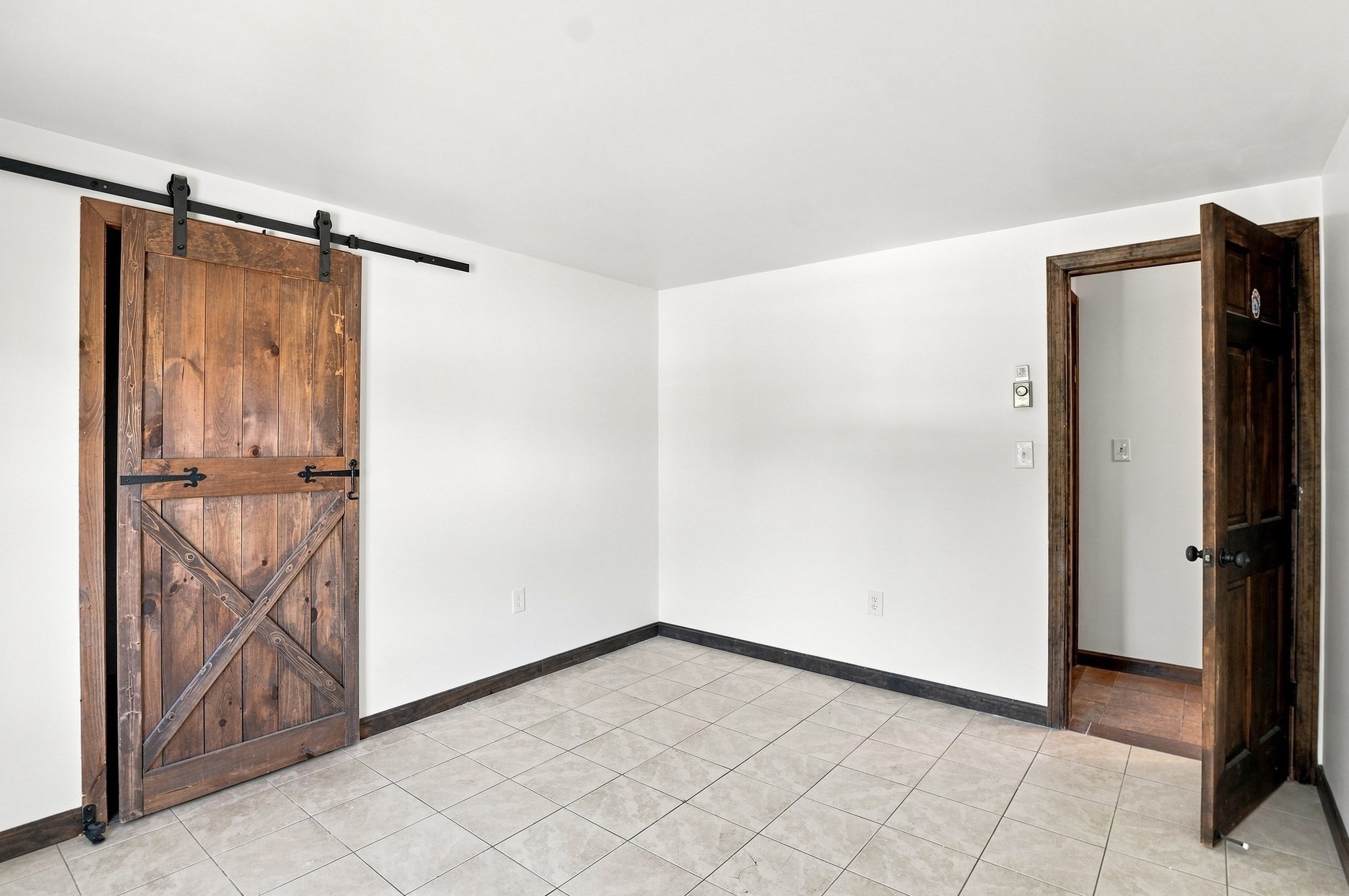 65 Paris Avenue Property Photo 21