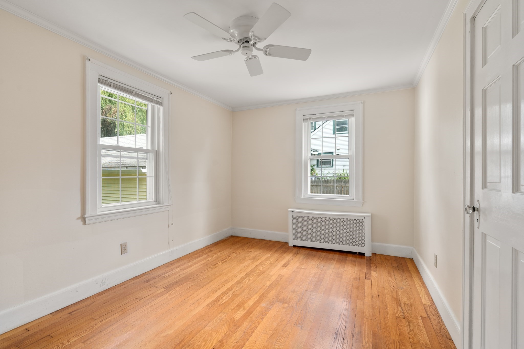 12 Arch Street Property Photo 15