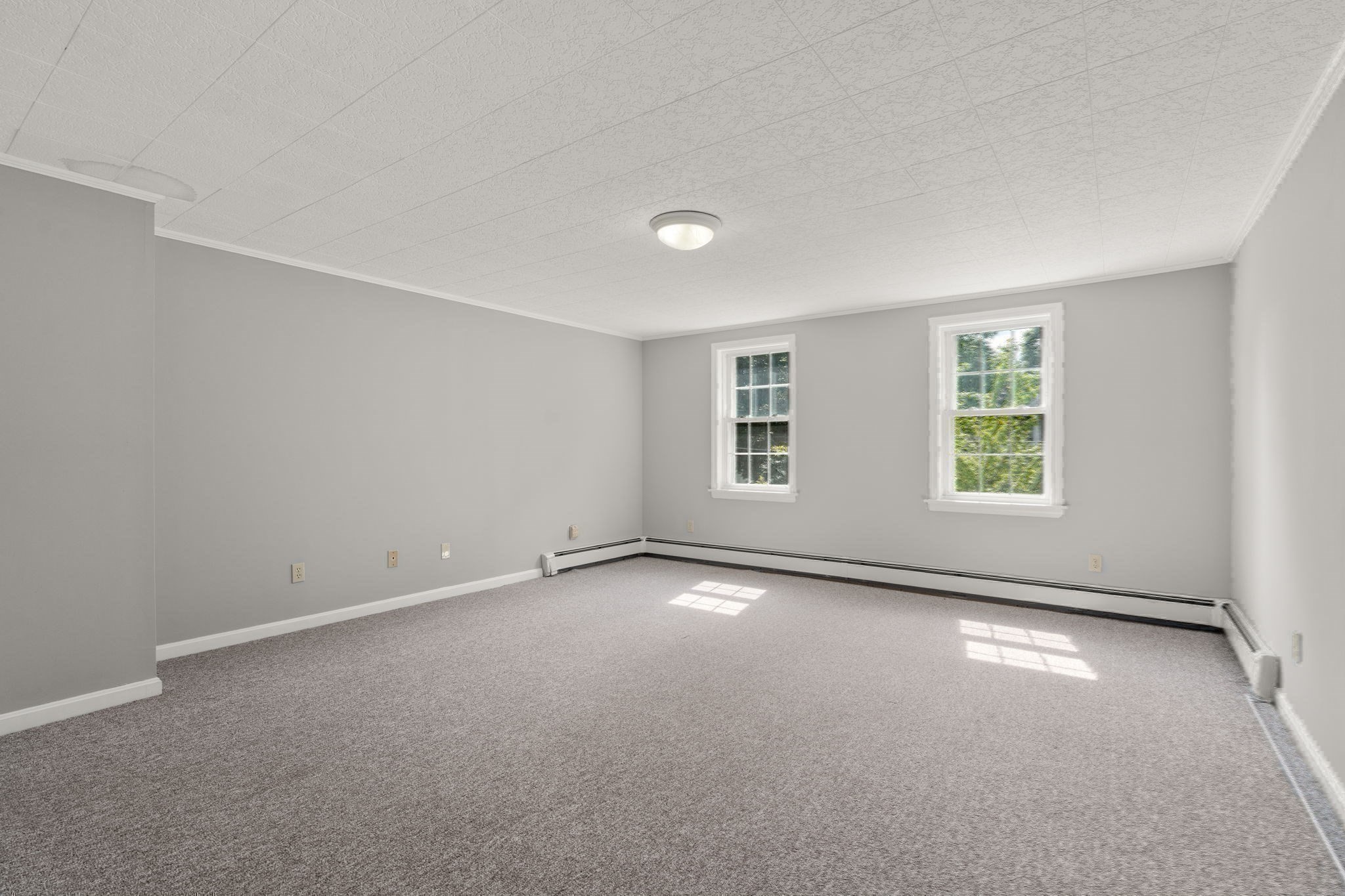 12 Arch Street Property Photo 22