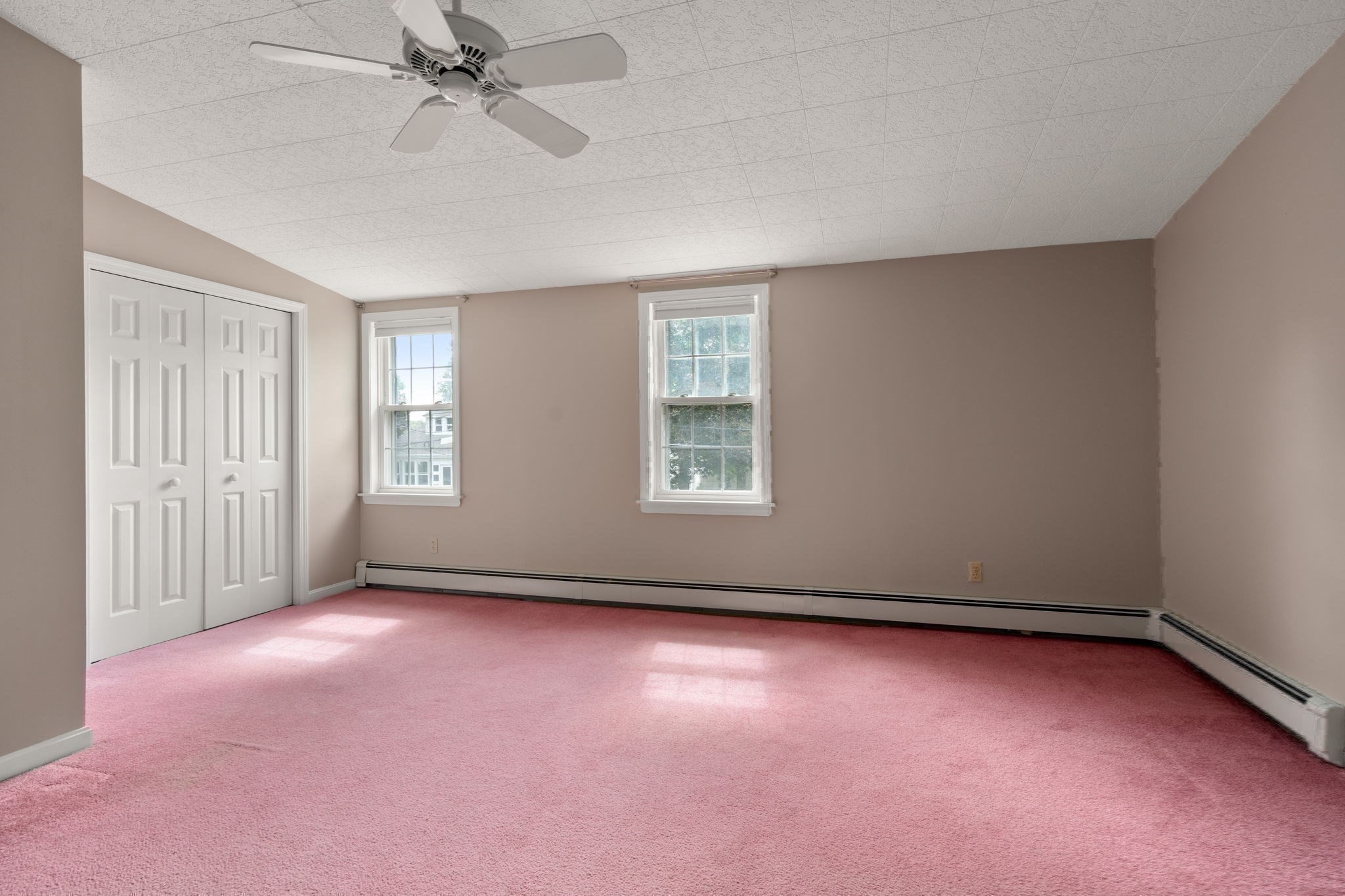 12 Arch Street Property Photo 24