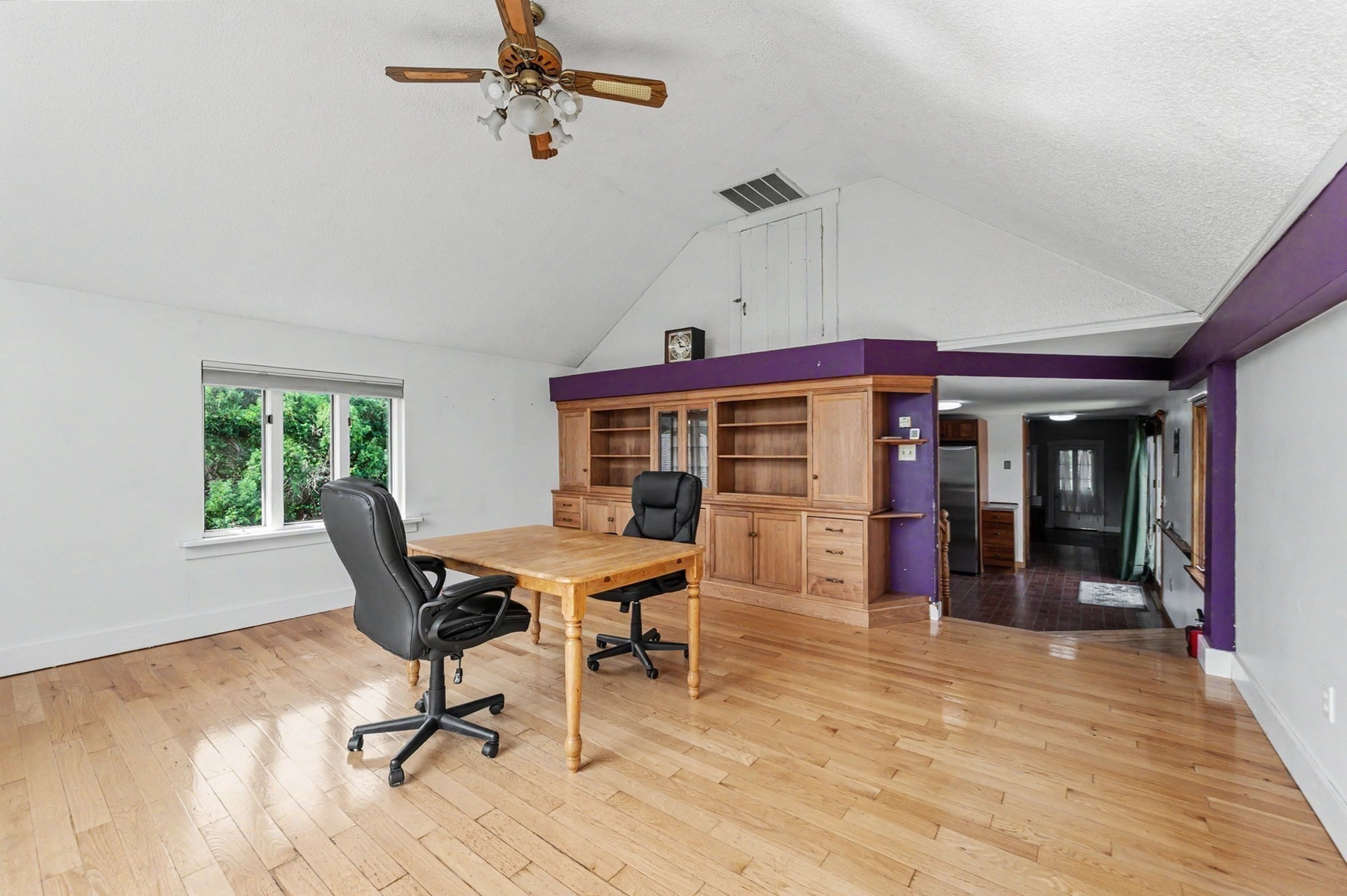 238 Park St Property Photo 6