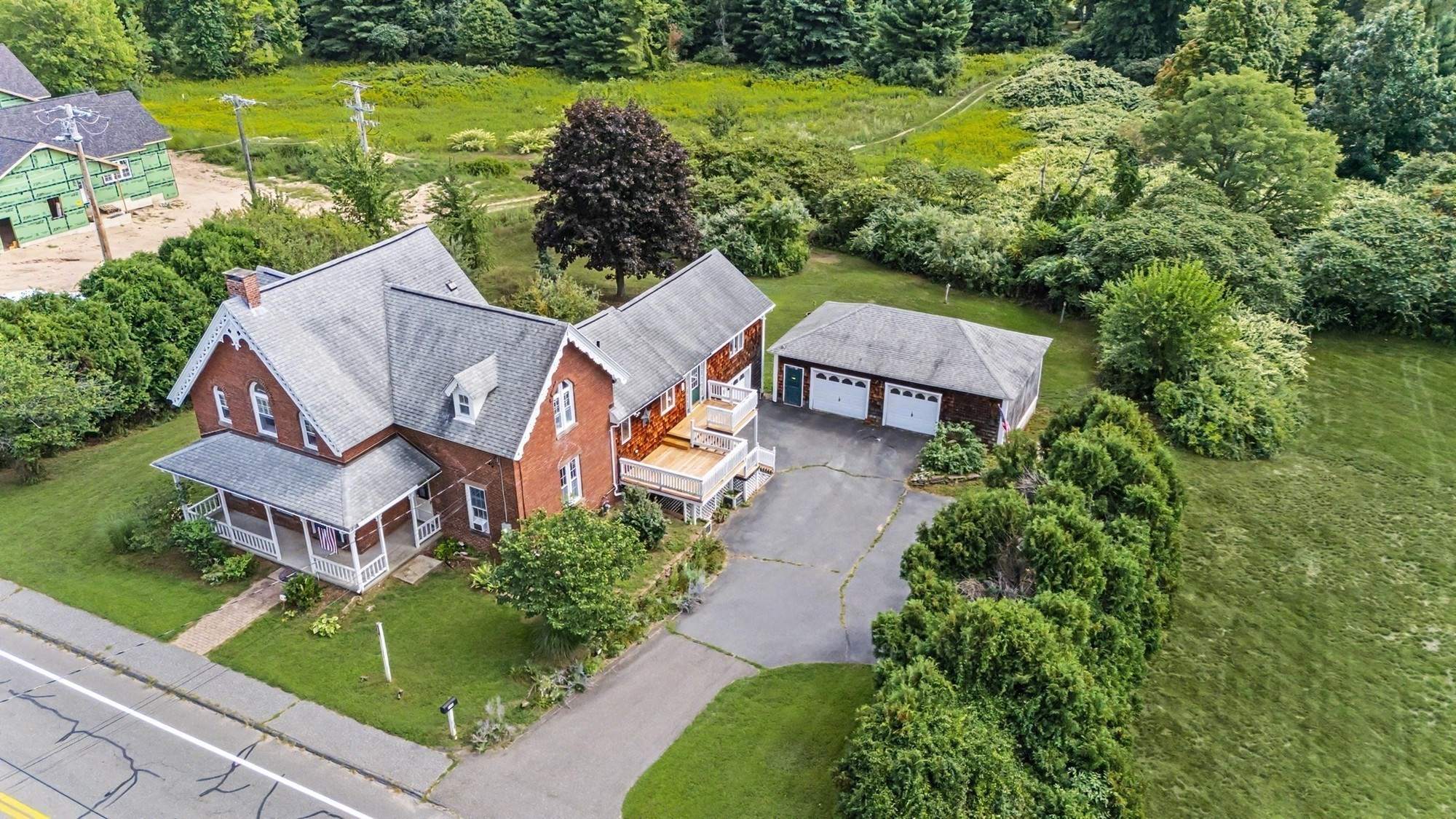 238 Park St Property Photo 41