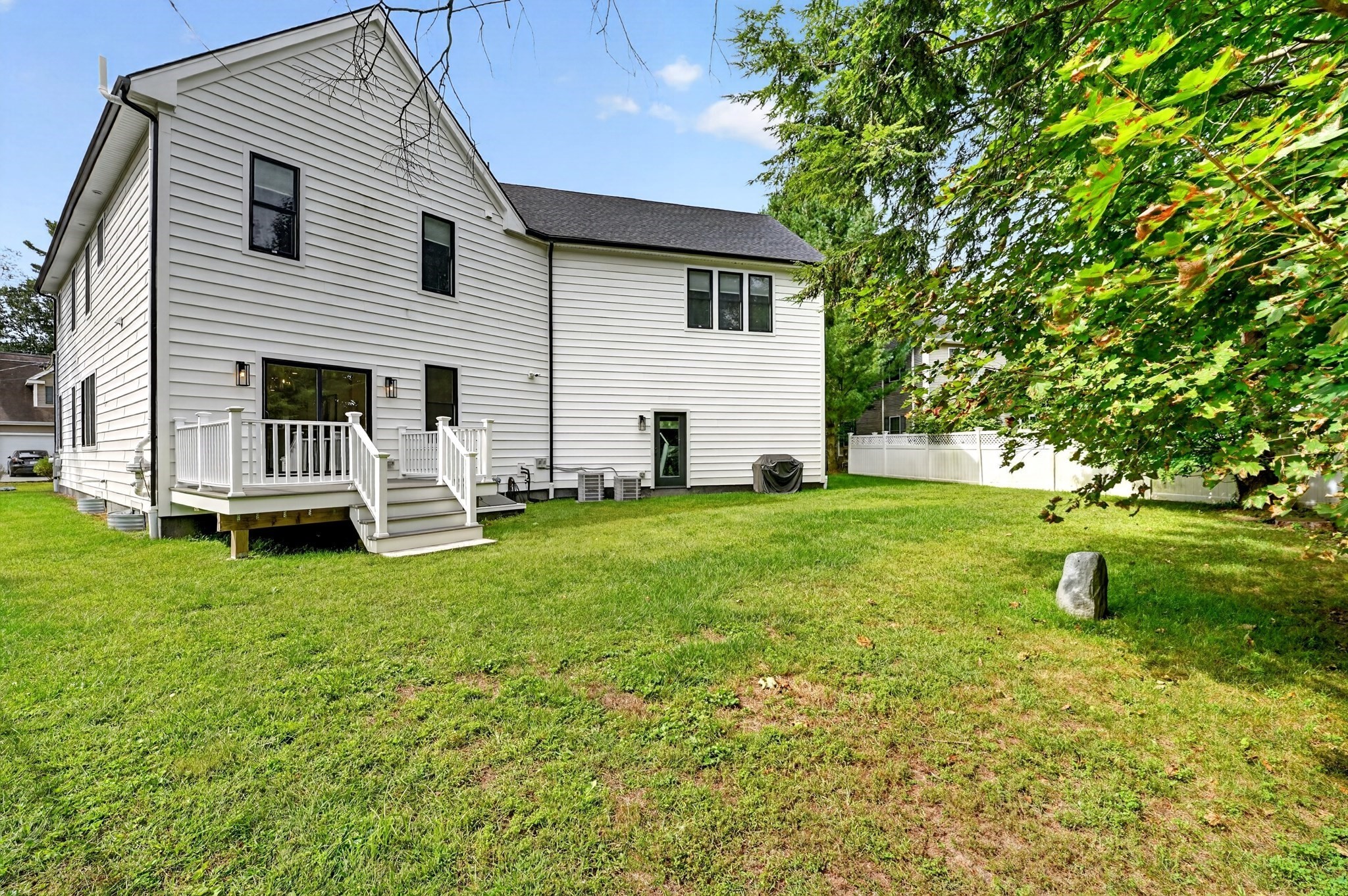 23 Evergreen Rd Property Photo 4