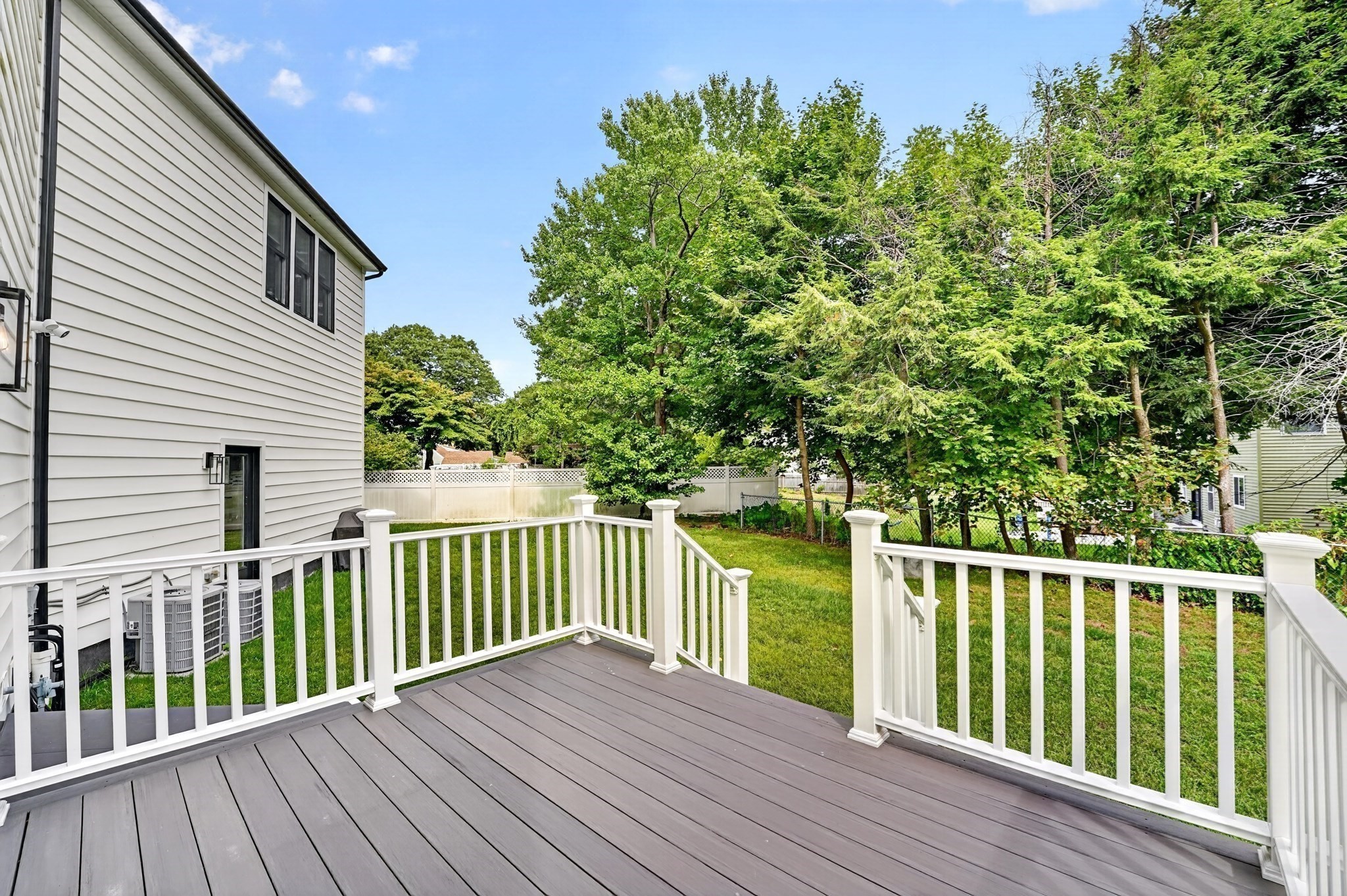 23 Evergreen Rd Property Photo 6