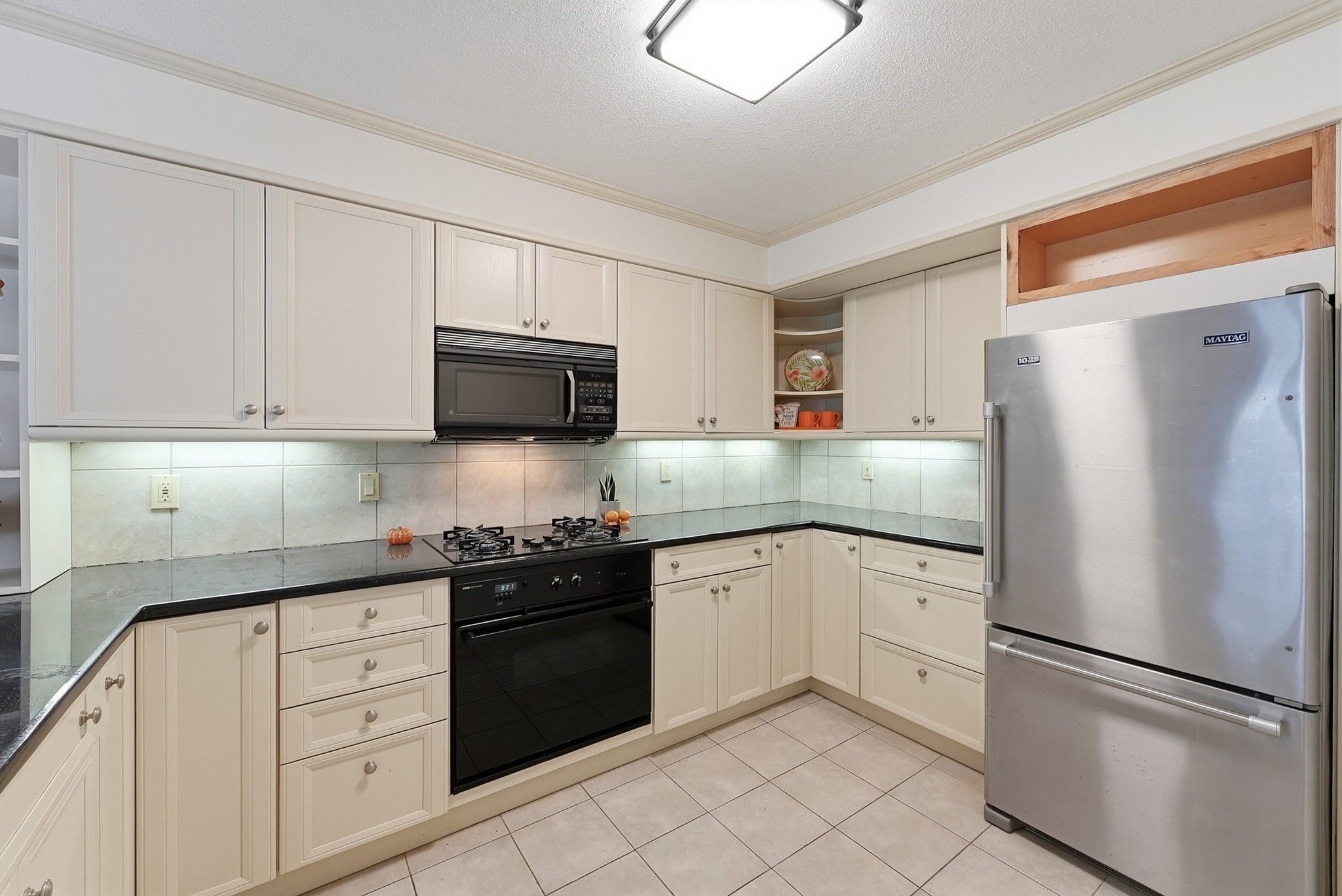 7 Shady Brook Lane # 7 Property Photo 5