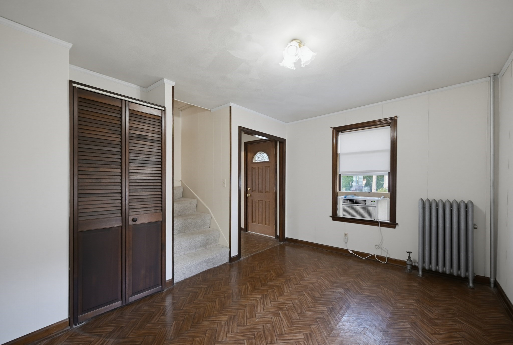 101 Fisher St Property Photo 7
