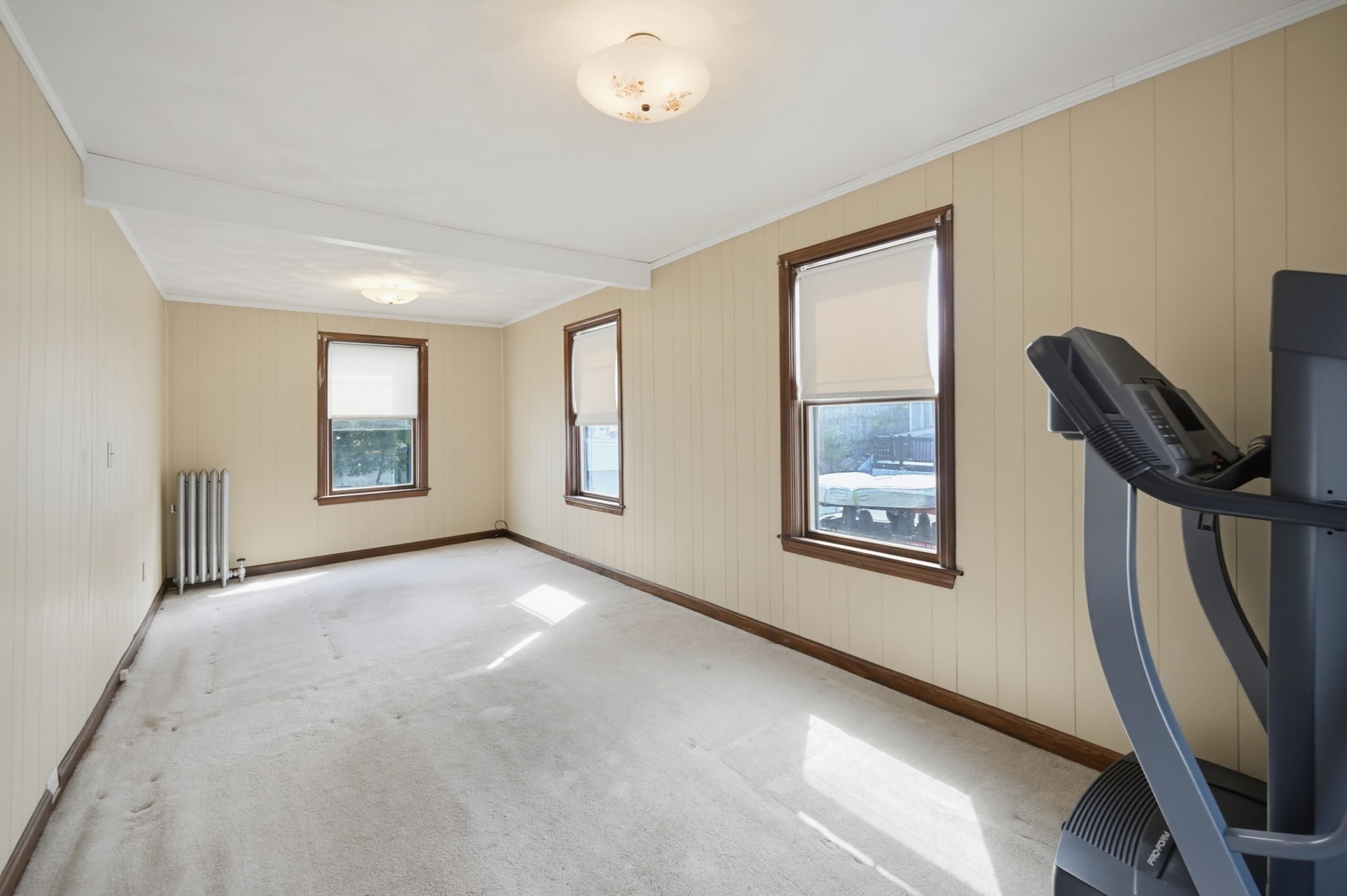 101 Fisher St Property Photo 10